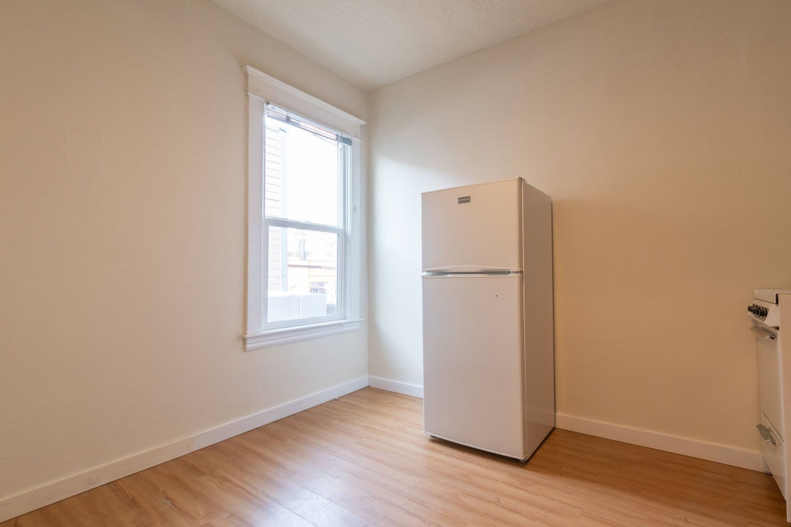 Portland Apartment: 6020 NE Glisan