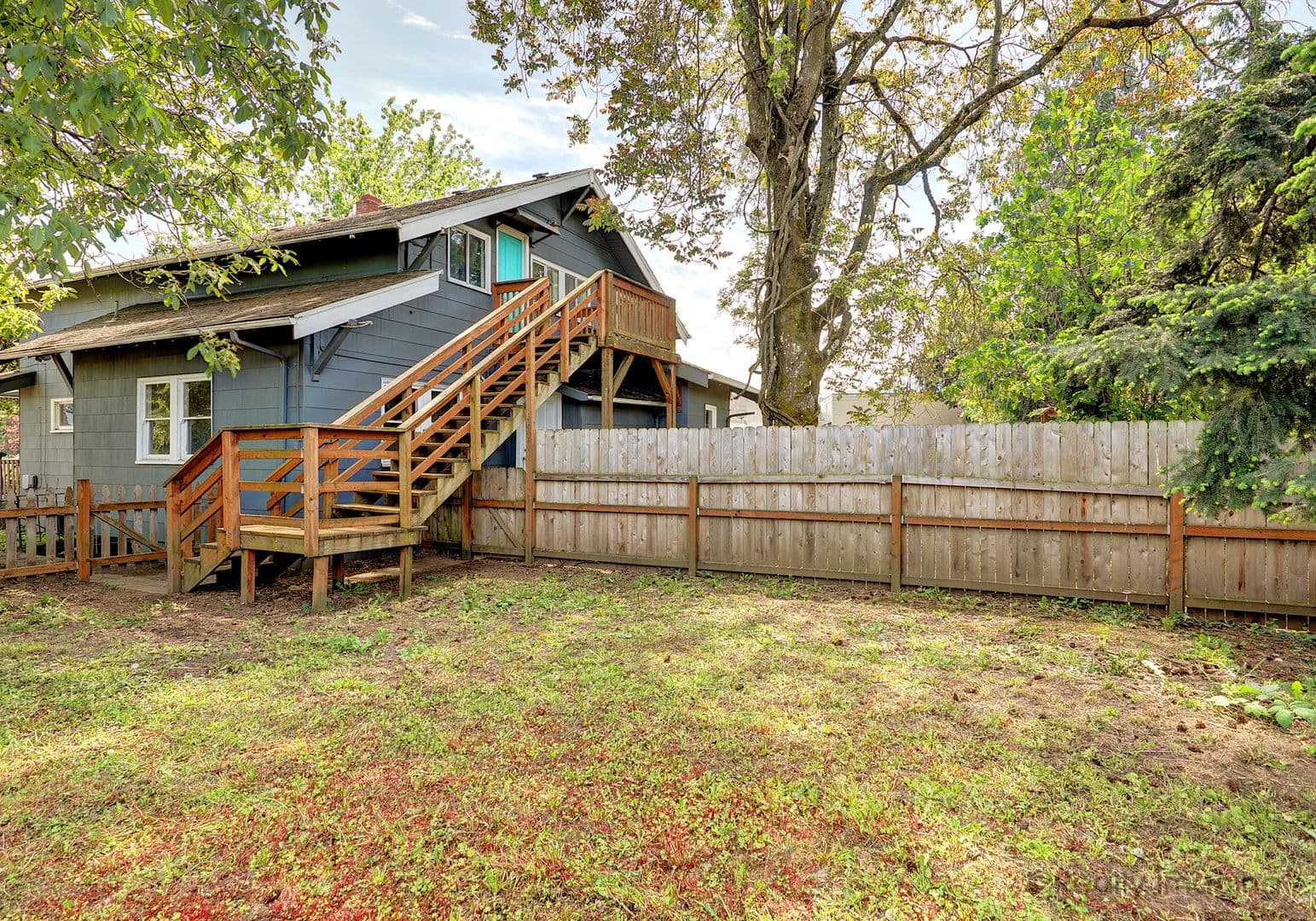 Portland Apartment: 6015-6017 SE 99th Ave