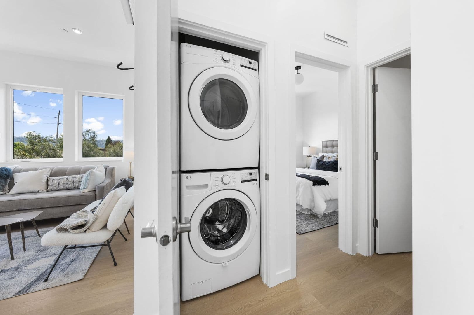 Portland Apartment: 1525 N Humboldt St