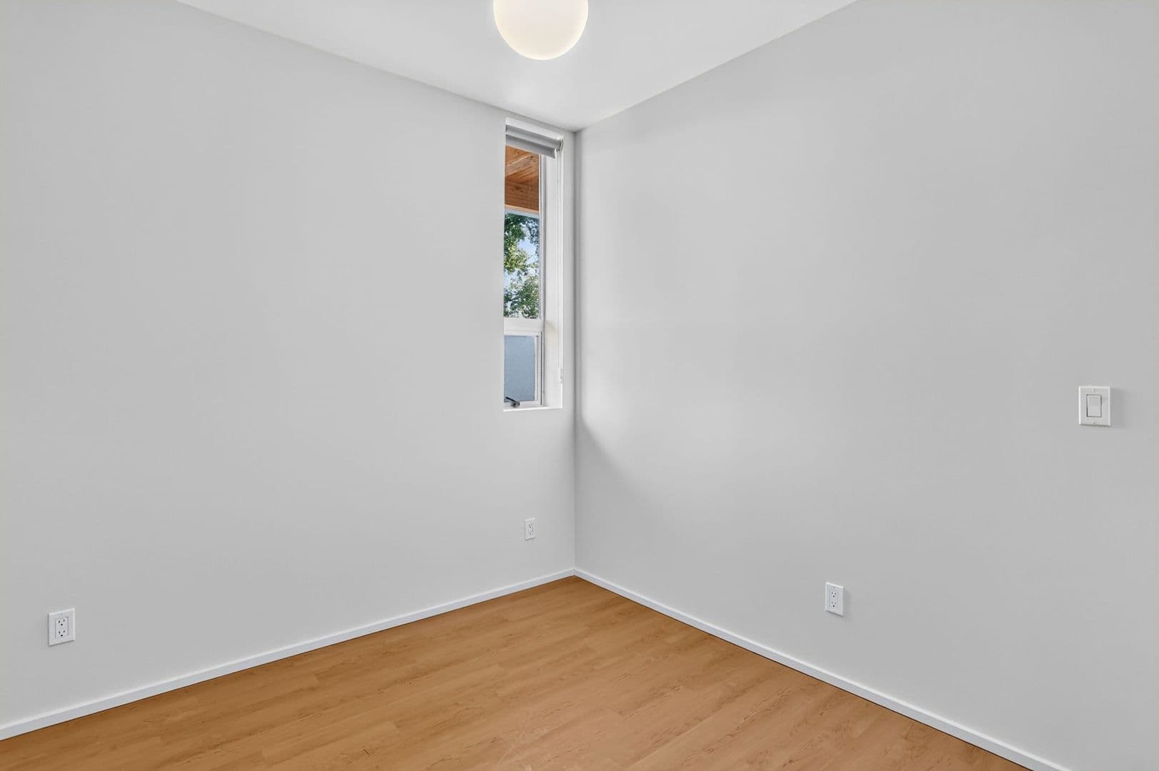 Portland Apartment: 7480 N Delaware