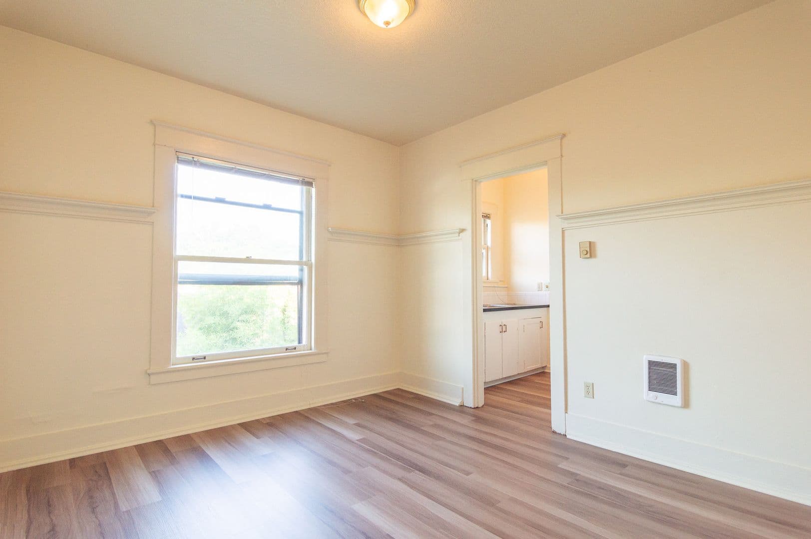 PORTLAND Apartment: 2401 NE MLK JR BLVD
