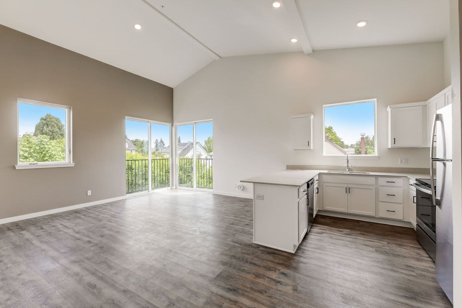 Portland Apartment: 4712 N Williams Ave