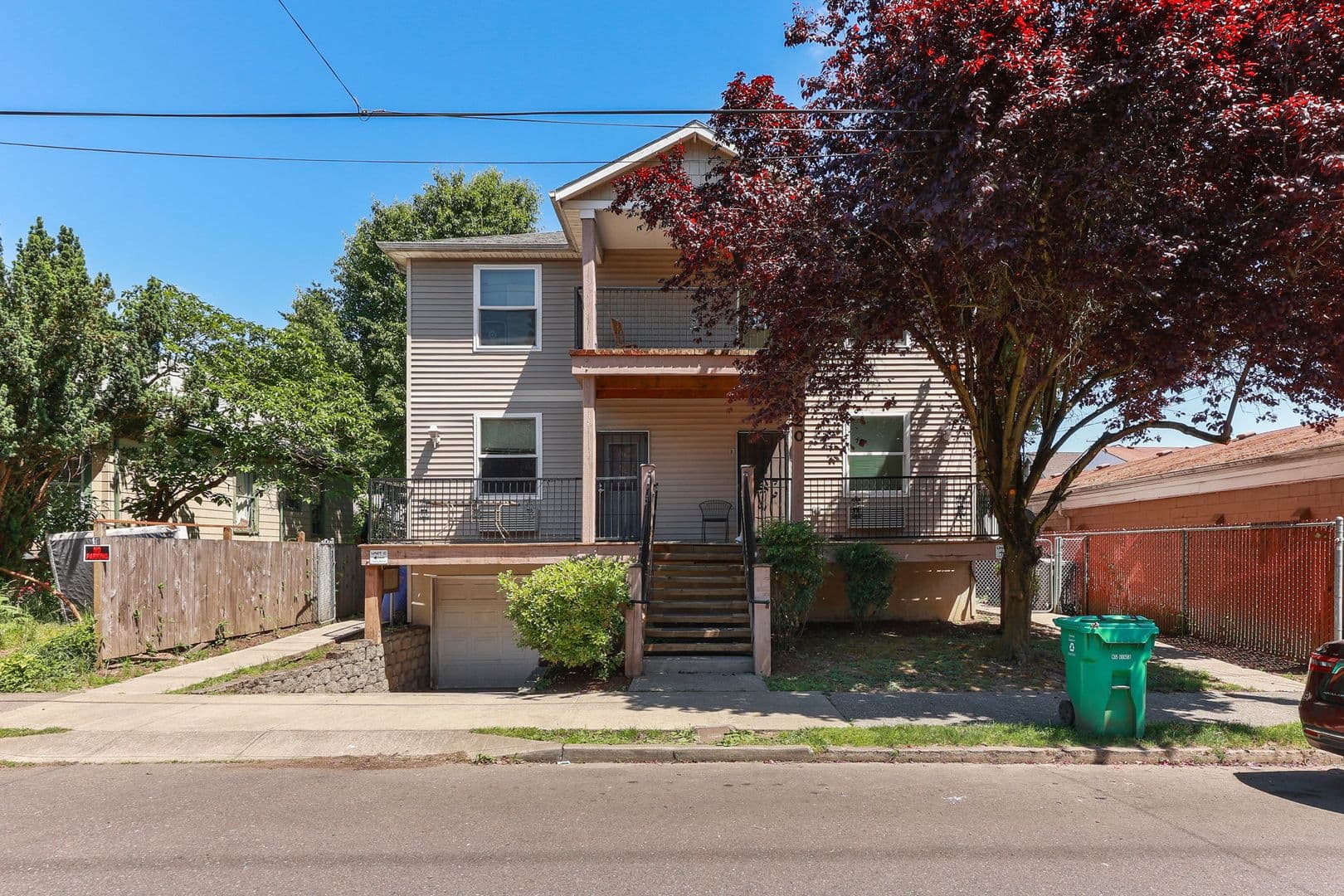Portland Apartment: 2020 NE Rodney