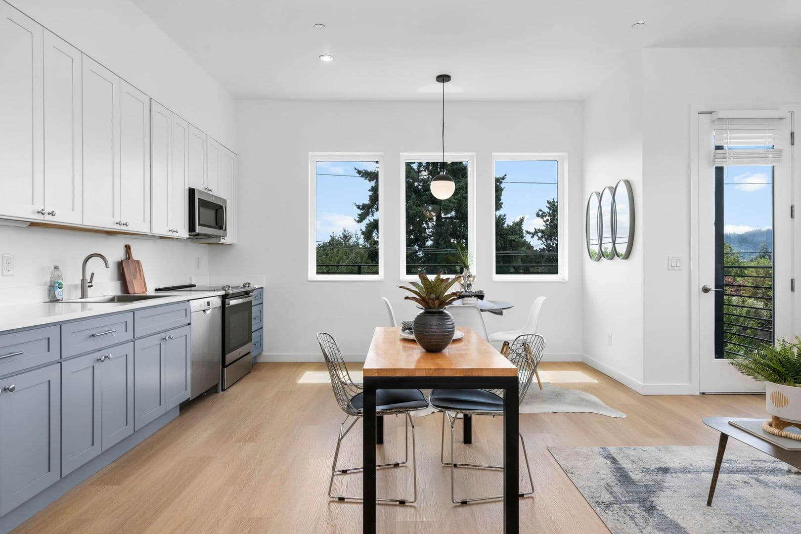 Portland Apartment: 1525 N Humboldt St
