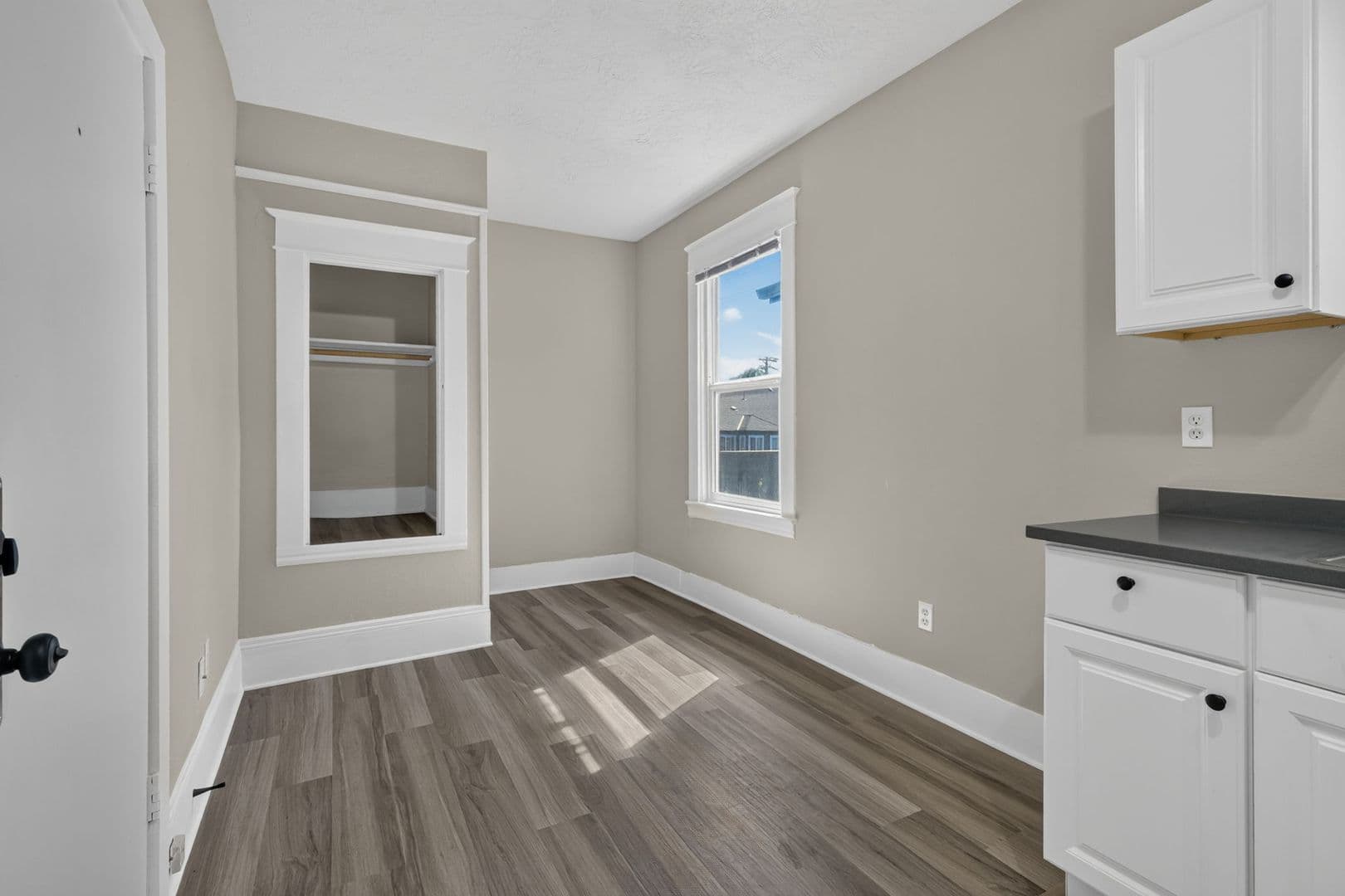 Portland Apartment: 6020 NE Glisan