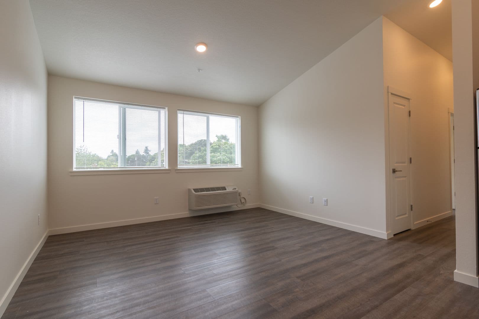 Portland Apartment: 2630 NE Dekum