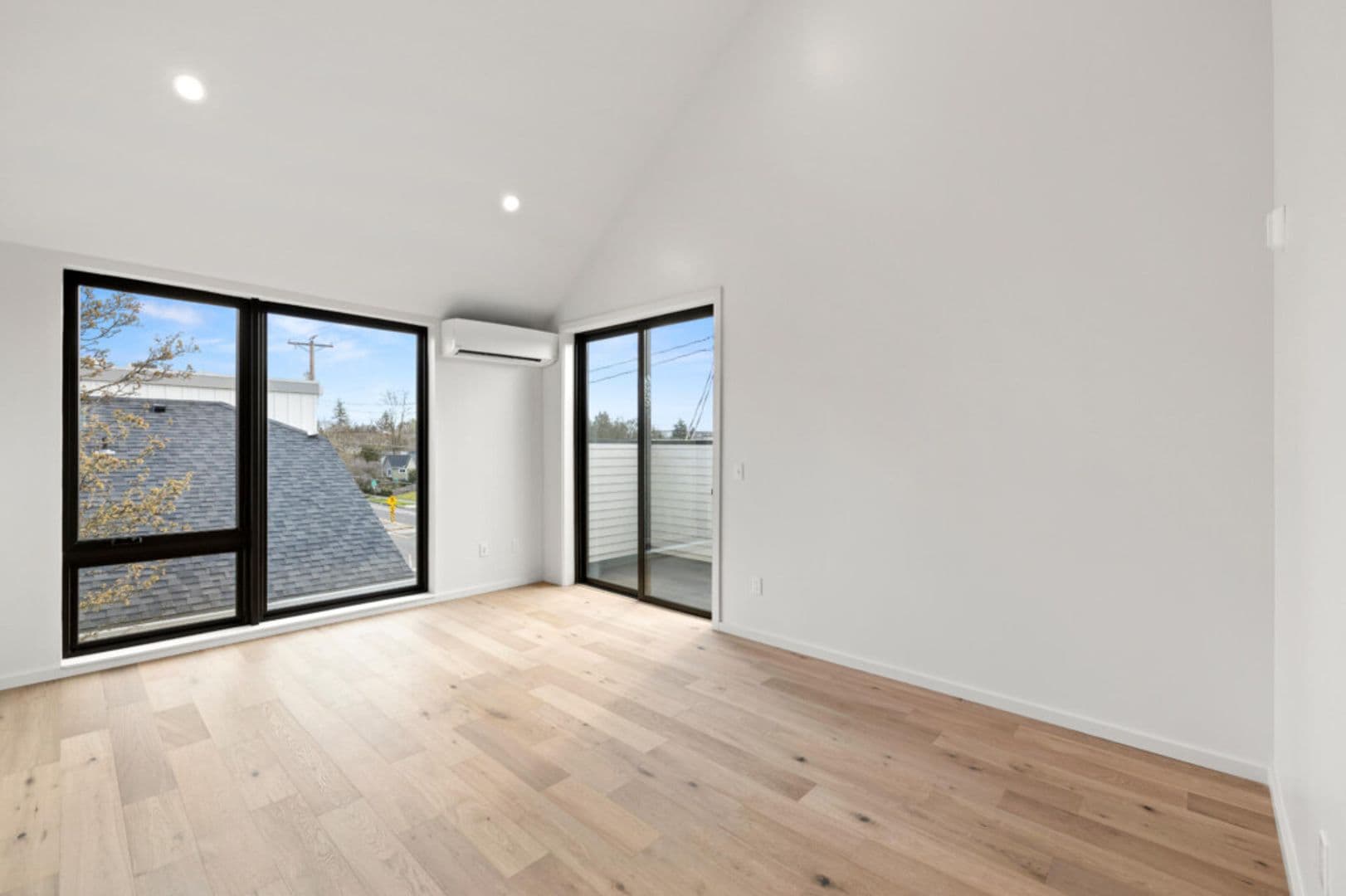 Portland Apartment: 1615 N Willis Blvd
