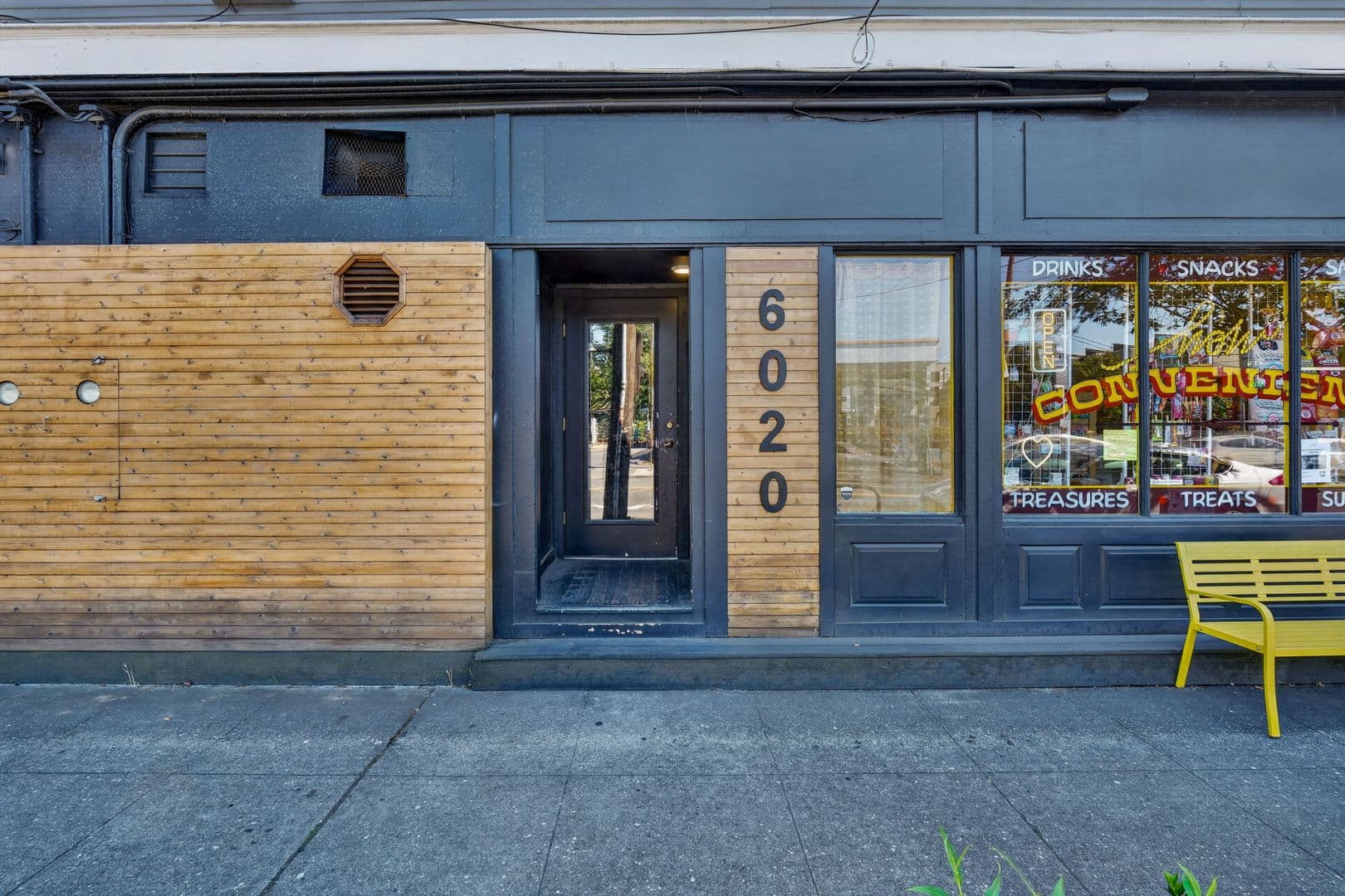 Portland Apartment: 6020 NE Glisan