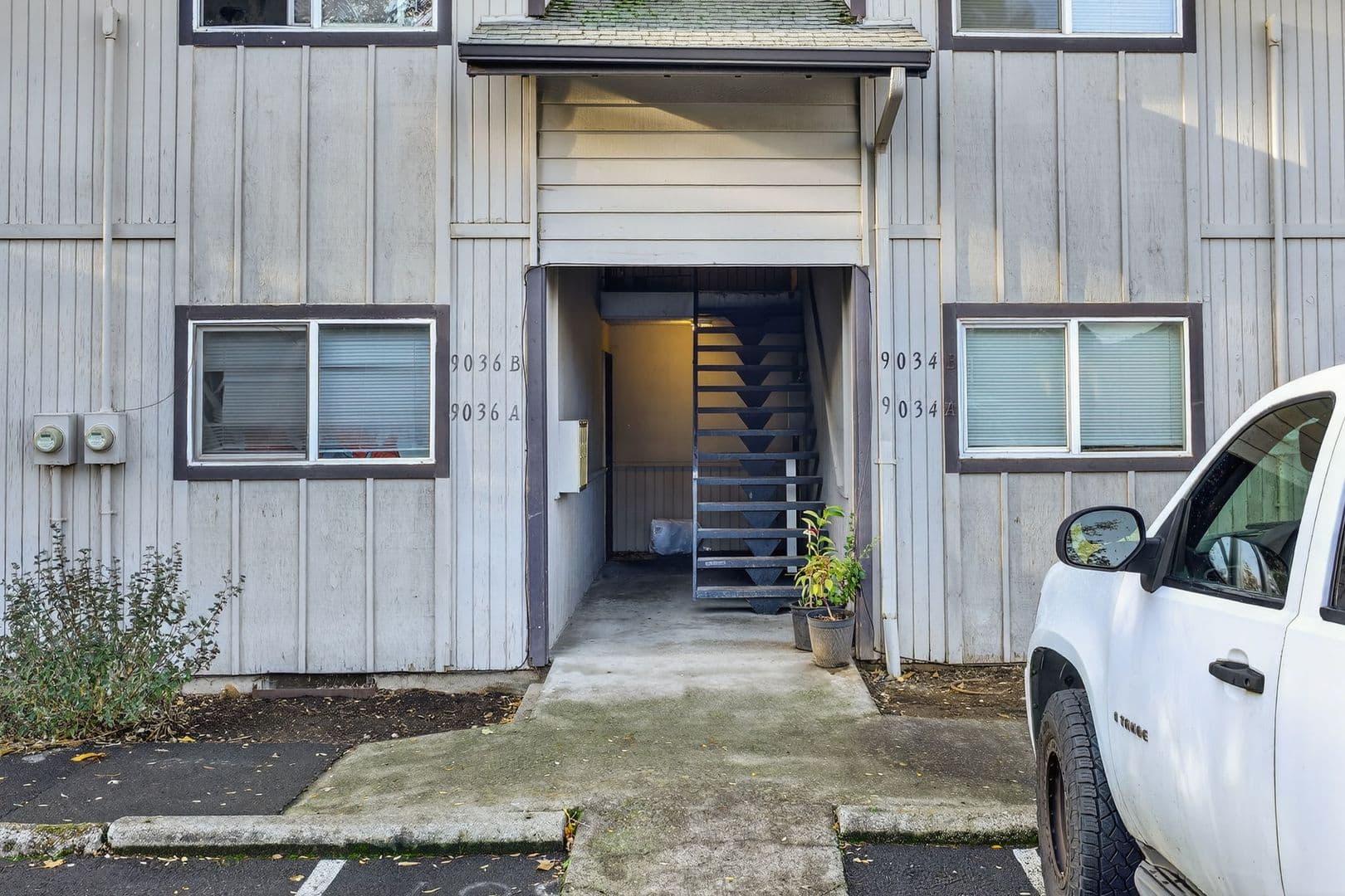 Portland Apartment: 9020-9038 N Central