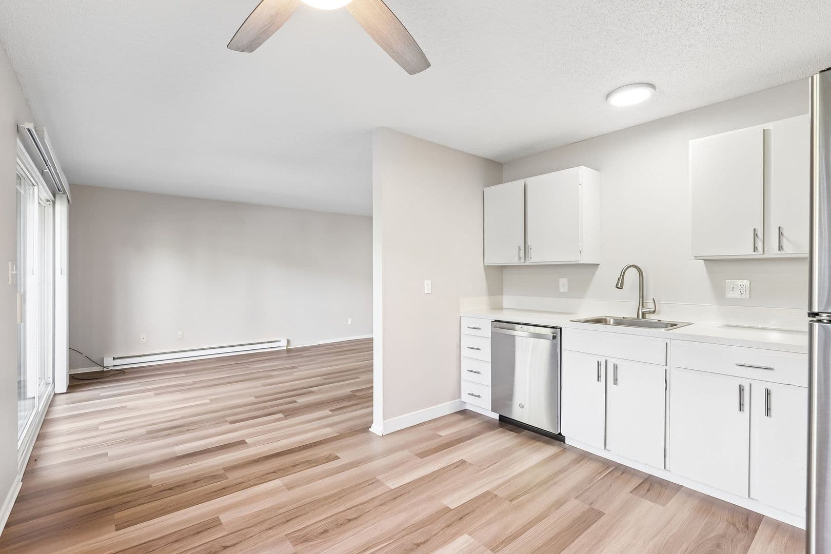 Portland Apartment: 6225-6235 SW Burlingame