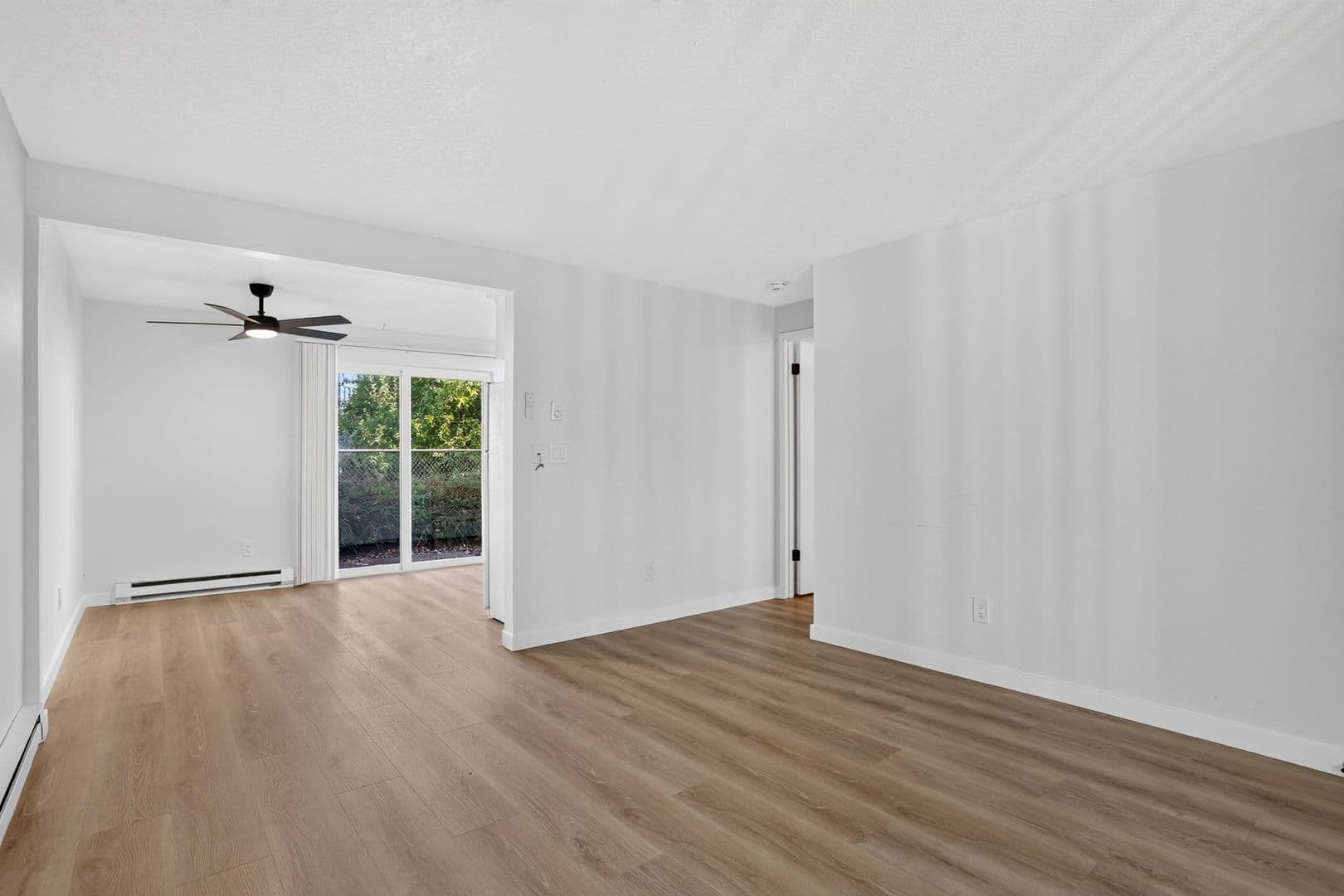 Sandy Apartment: 17170 Beers Ave