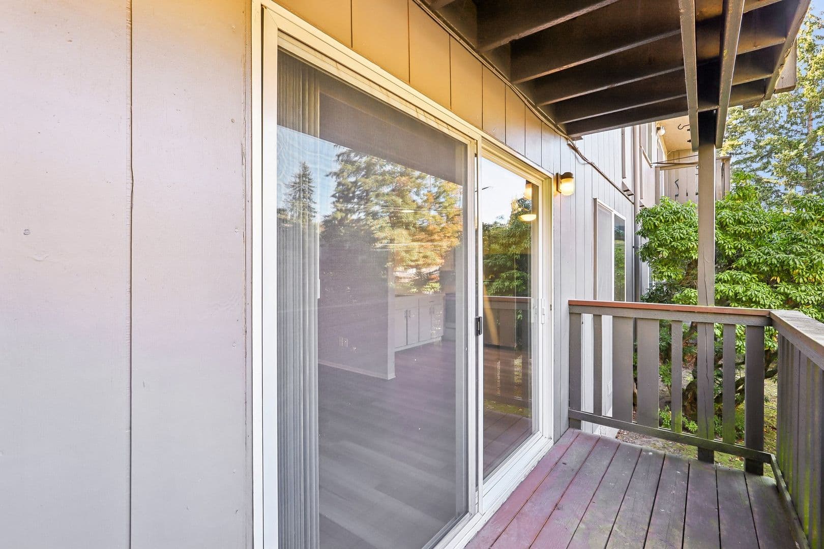 Portland Apartment: 6225-6235 SW Burlingame