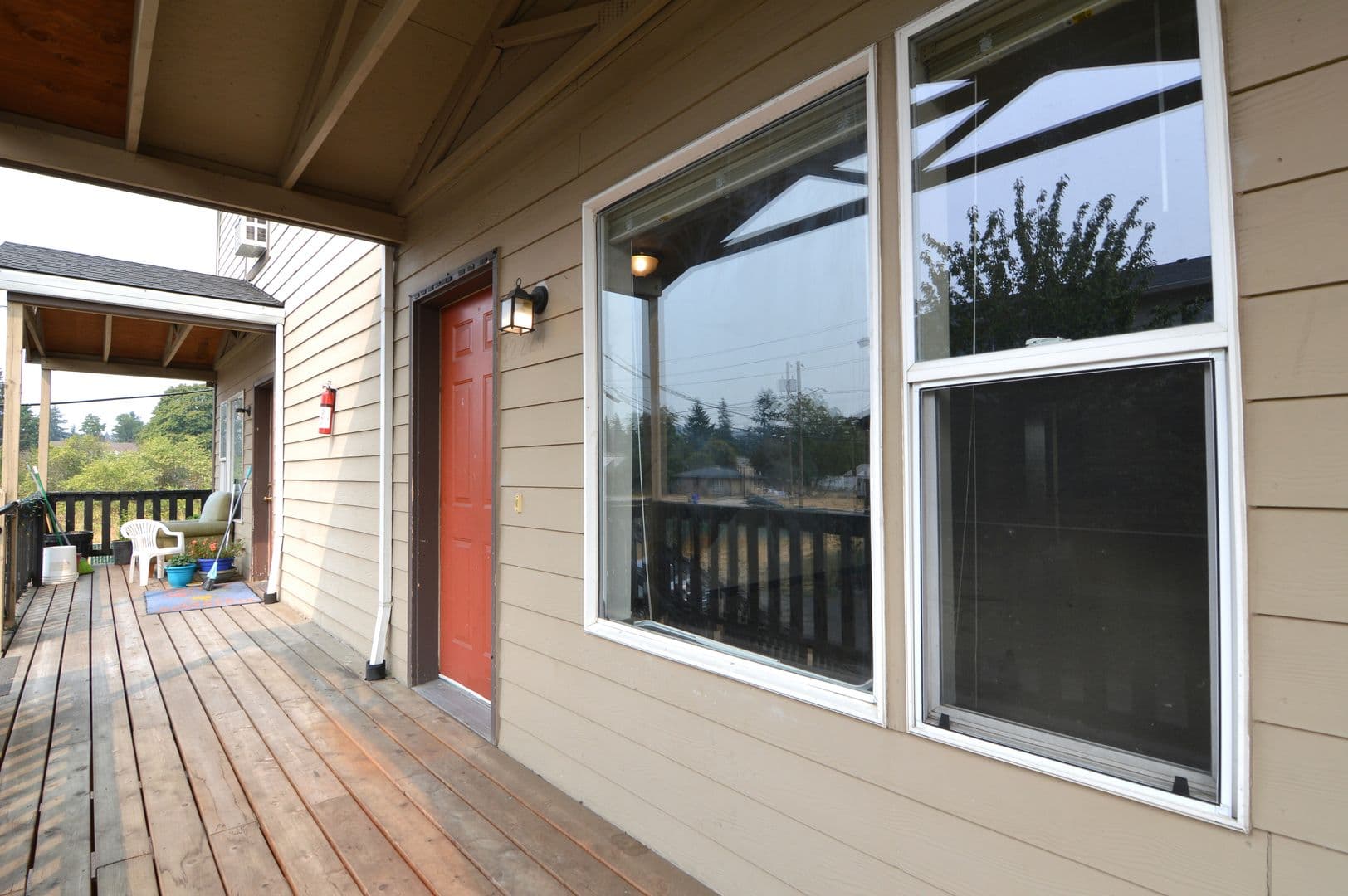 Portland Apartment: 12231-12233 SE Steele