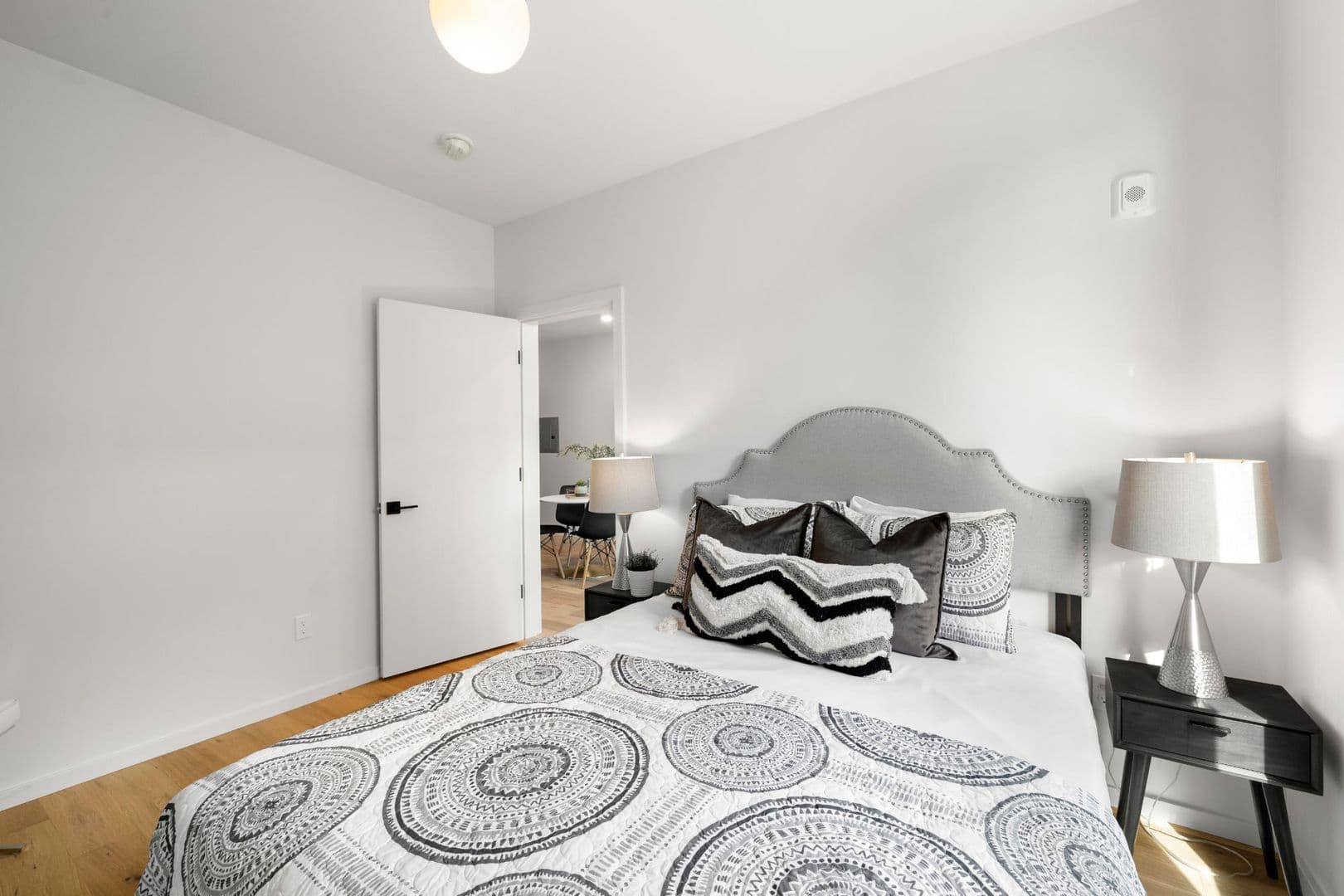 Portland Apartment: 1615 N Willis Blvd