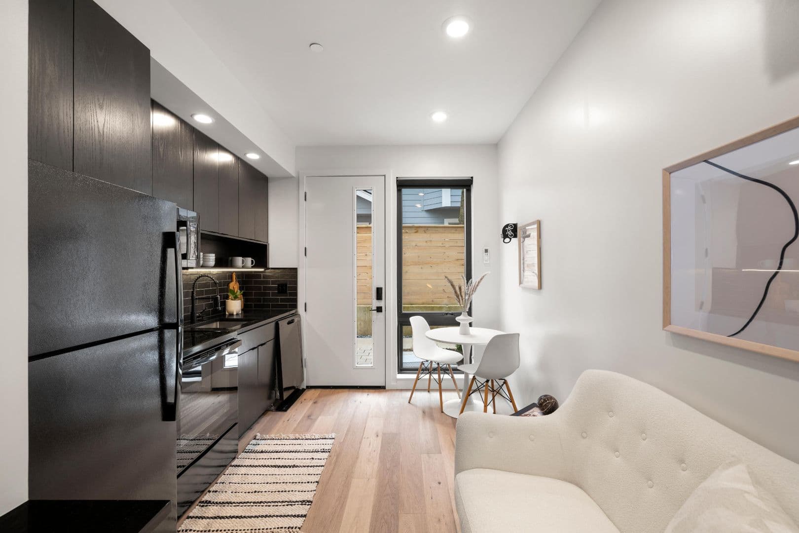 Portland Apartment: 1825 N Rosa Parks Way