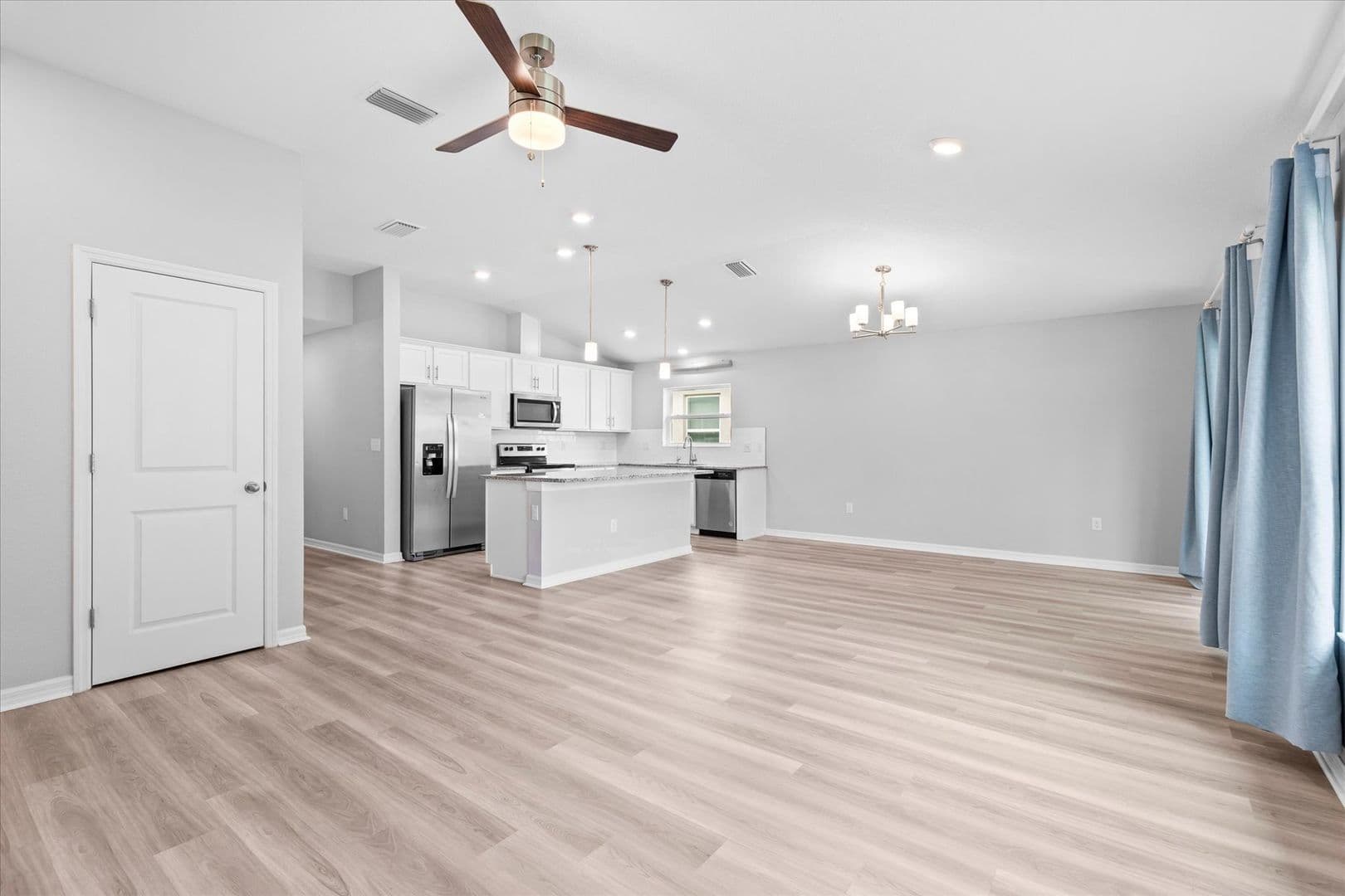 Seffner House: 9972 Mesic Woods Pl