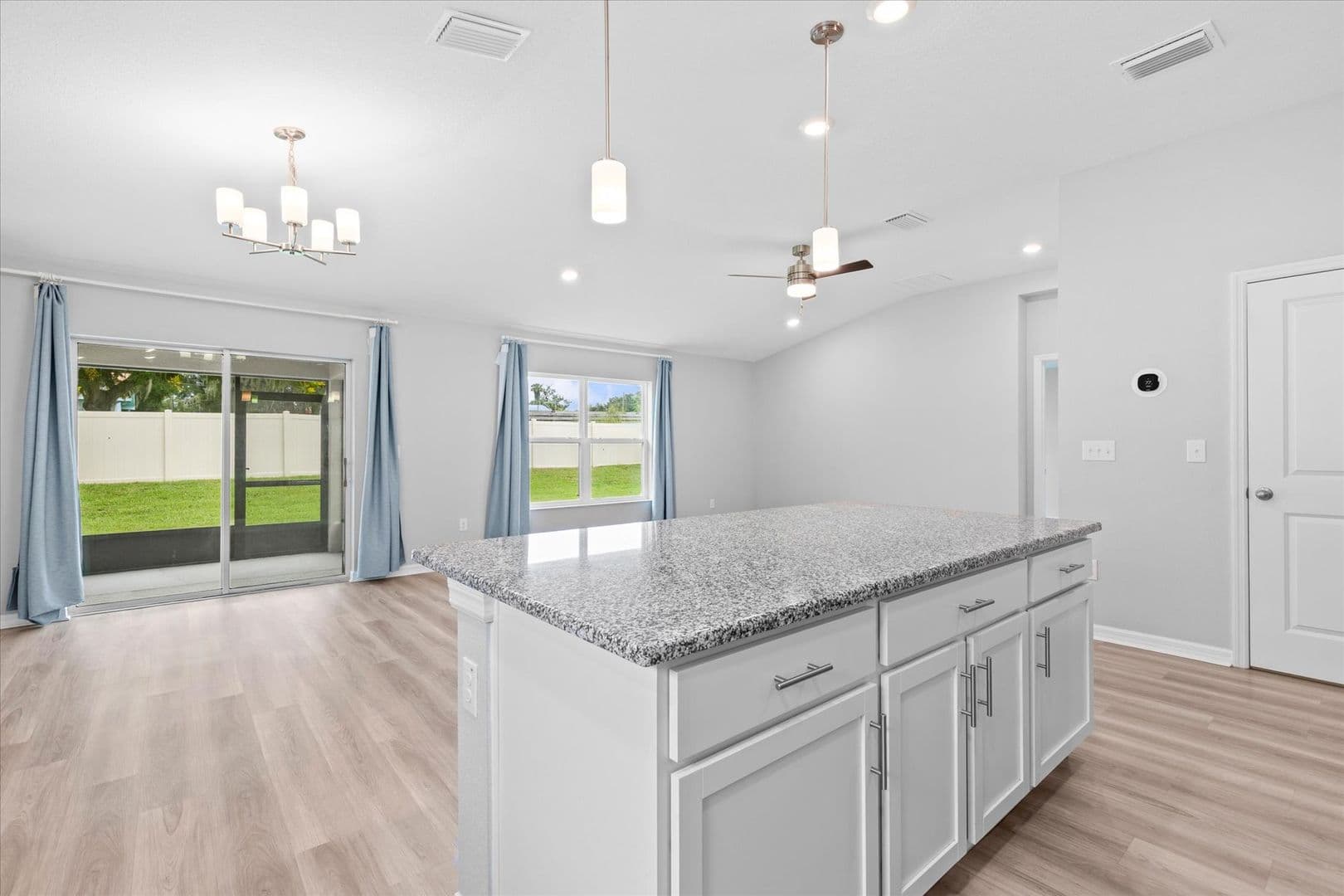 Seffner House: 9972 Mesic Woods Pl