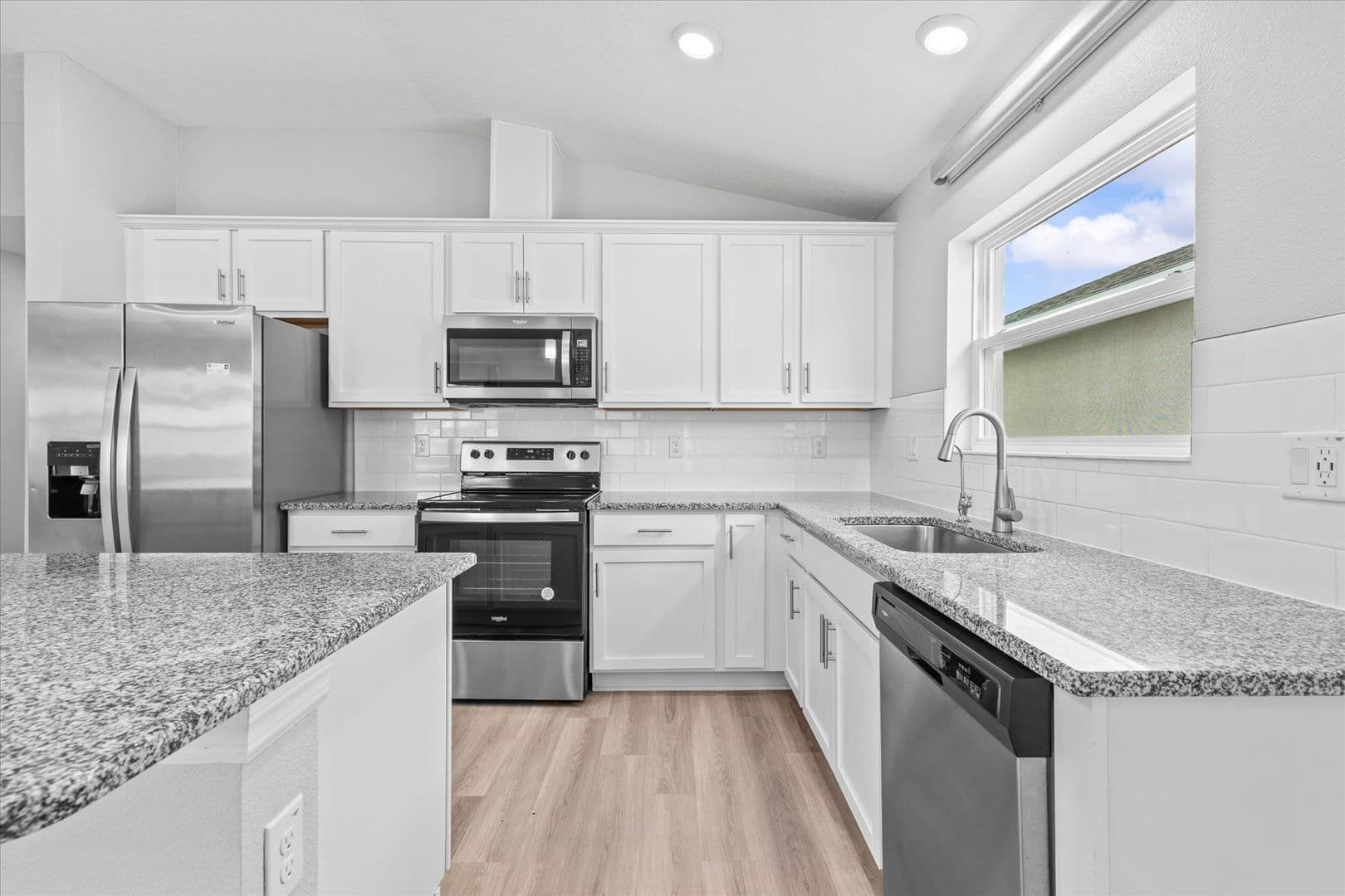 Seffner House: 9972 Mesic Woods Pl