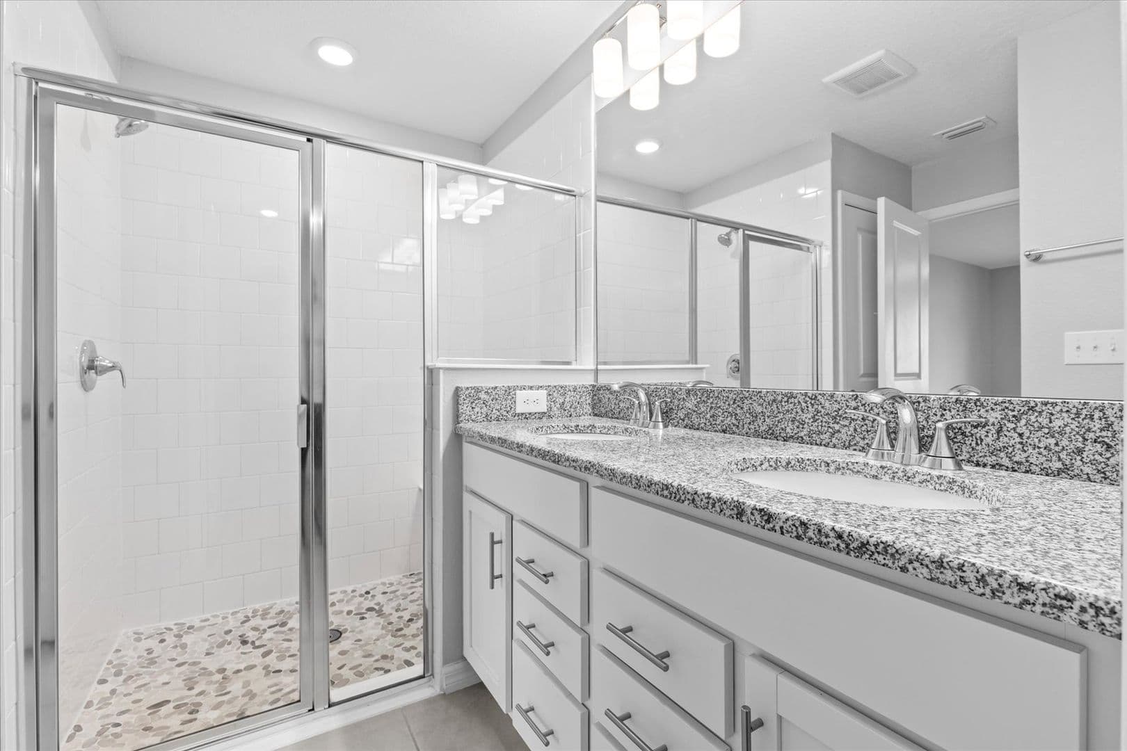 Seffner House: 9972 Mesic Woods Pl