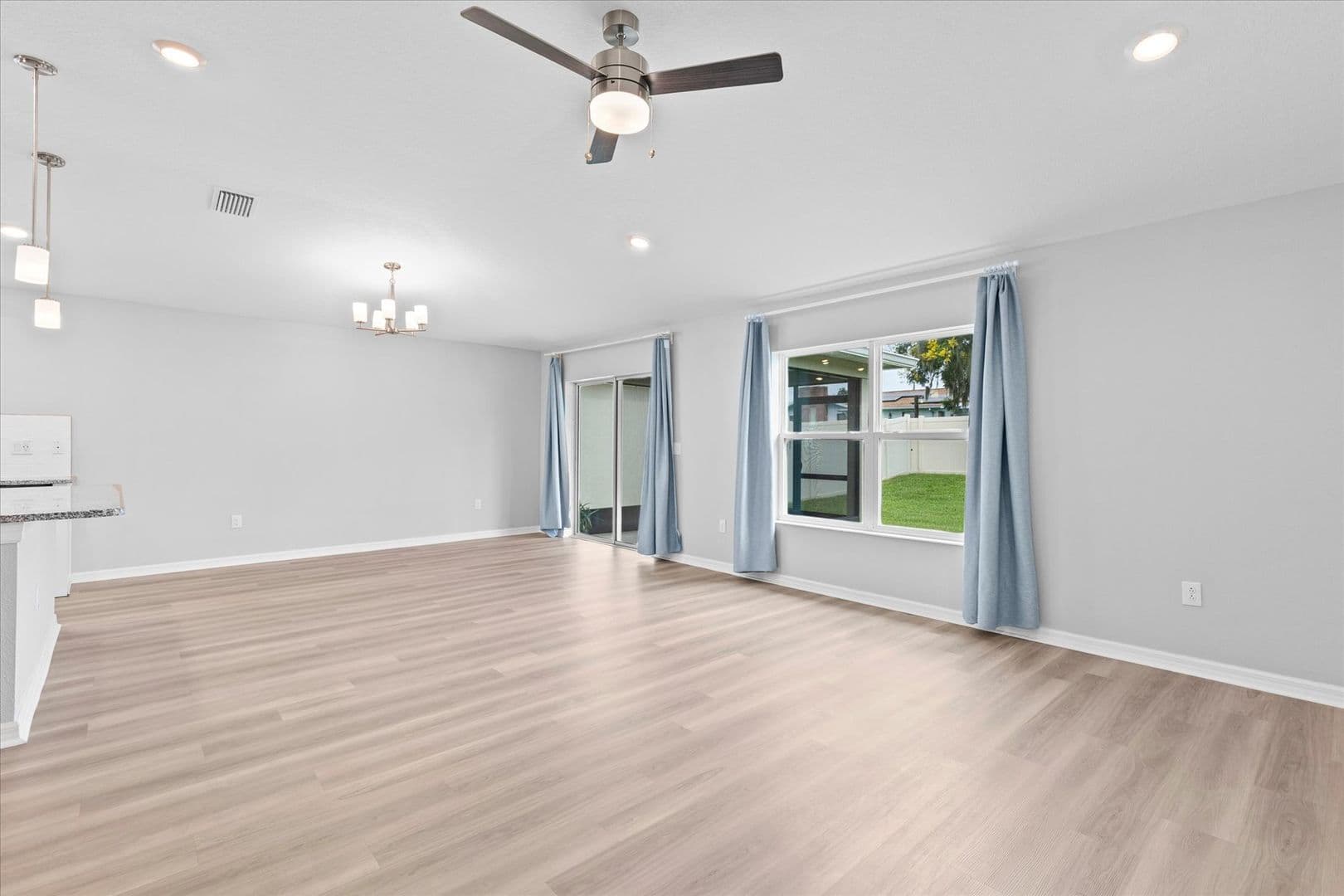 Seffner House: 9972 Mesic Woods Pl
