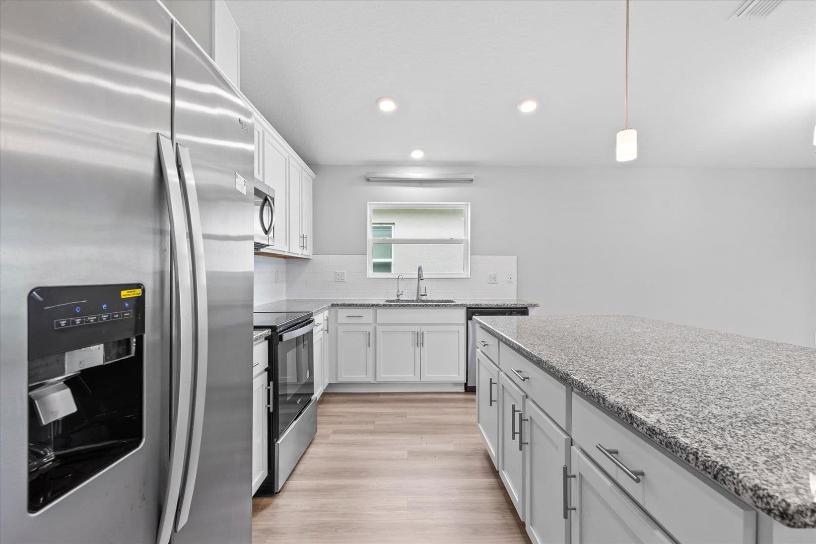 Seffner House: 9972 Mesic Woods Pl