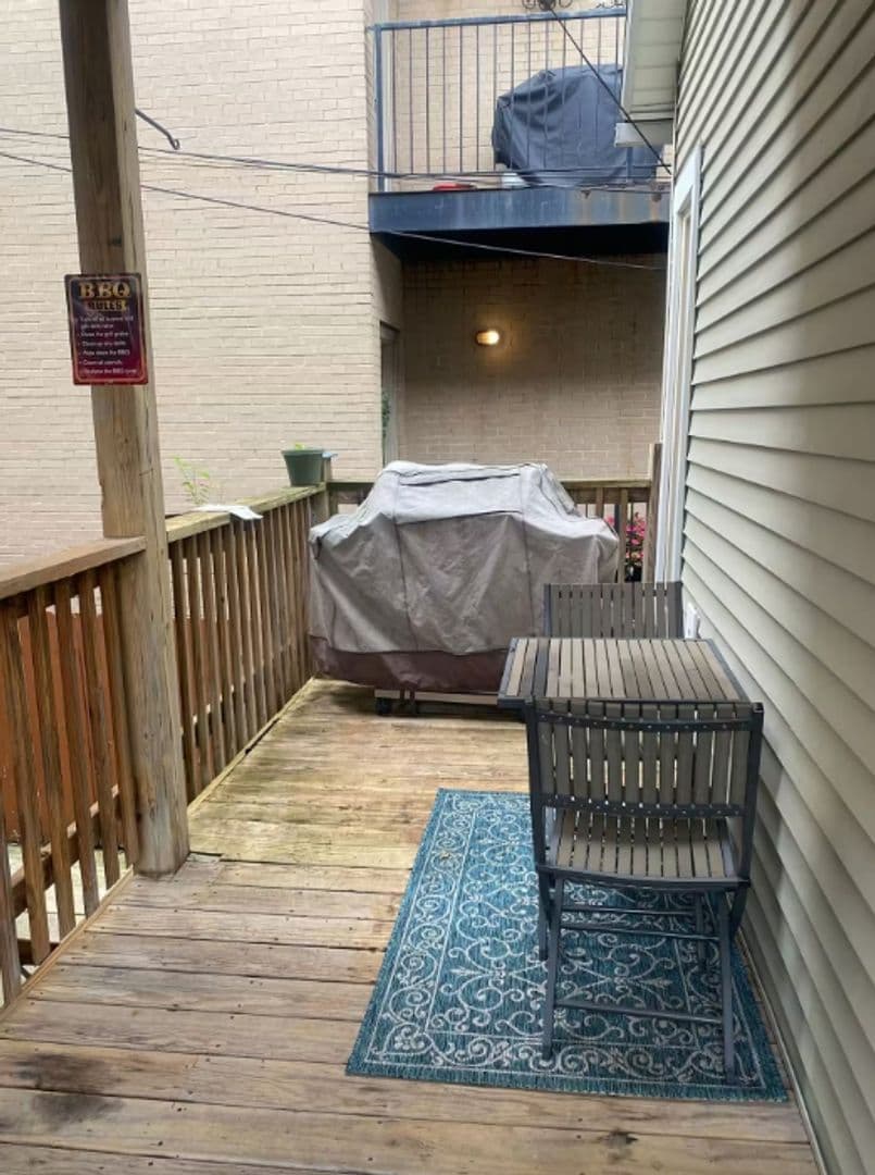 Chicago Apartment: 1724 N Talman Ave