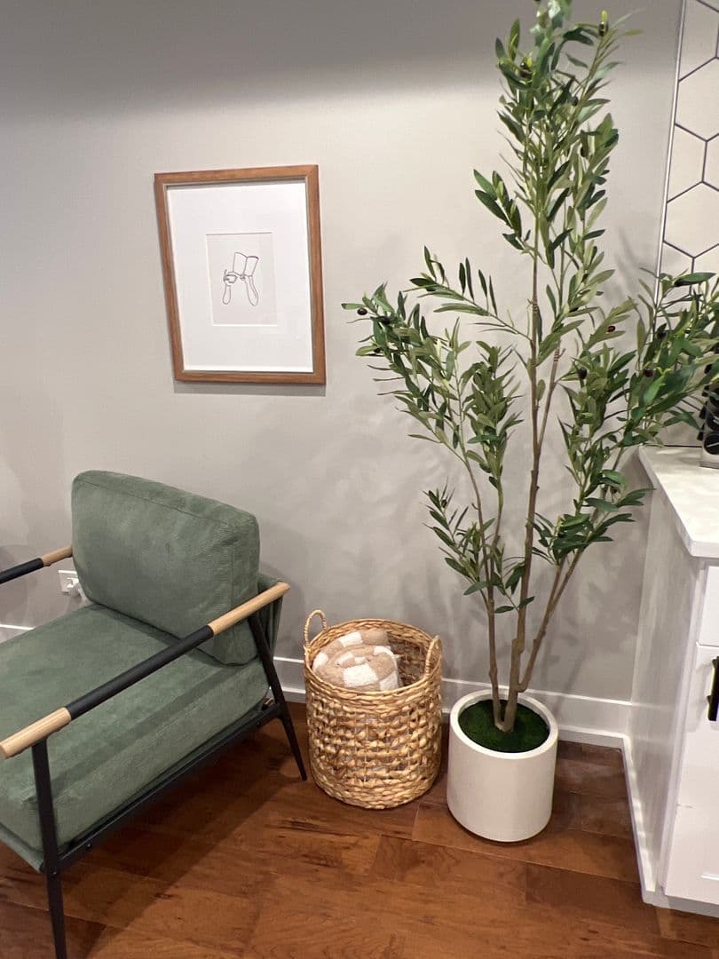 Chicago Apartment: 1724 N Talman Ave
