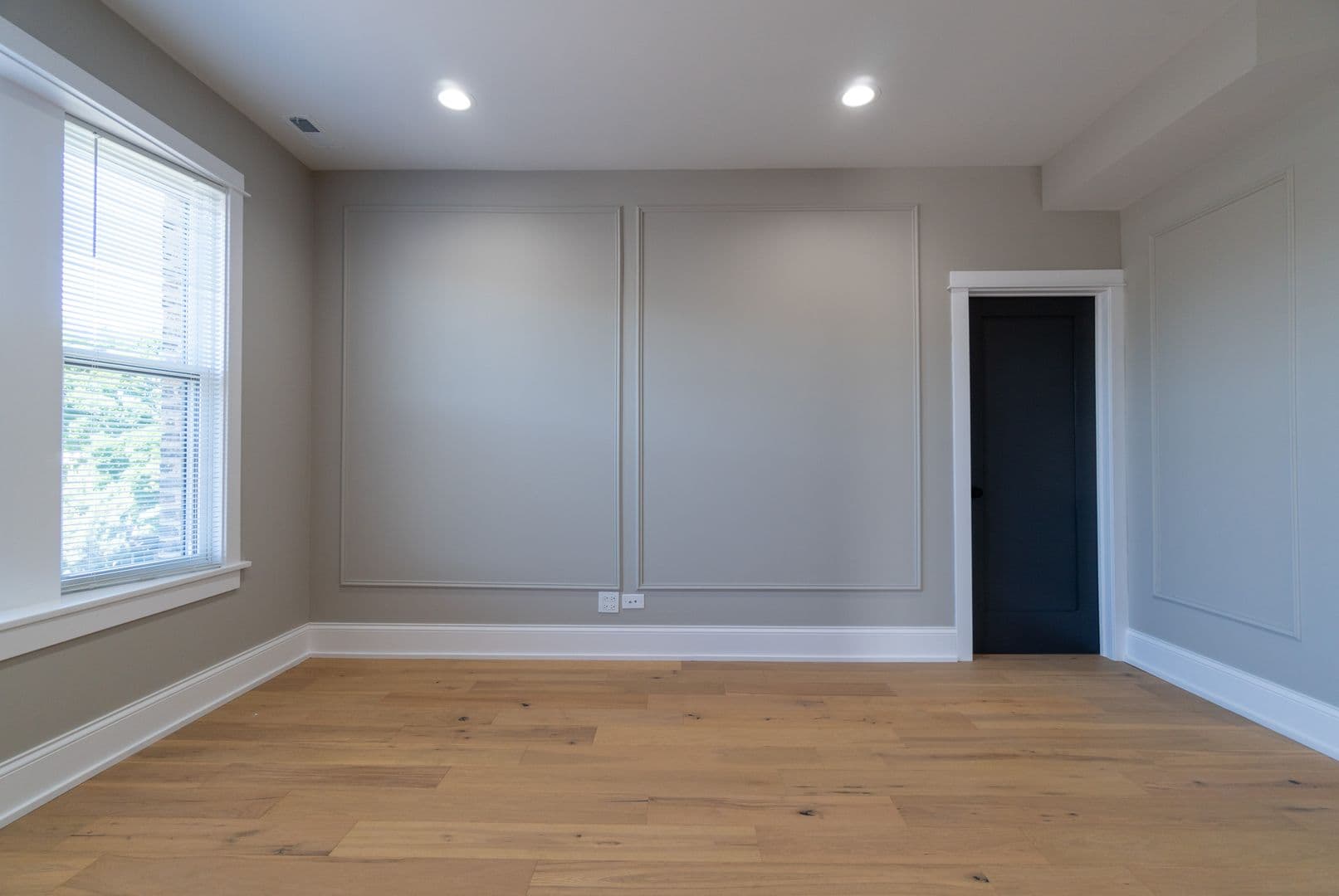 Chicago Apartment: 5404-06 N. Paulina