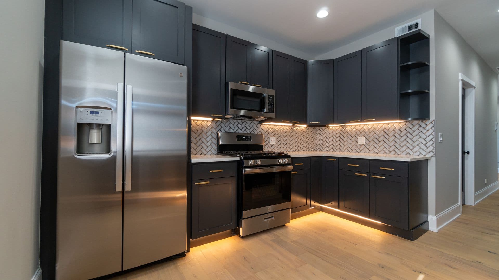 Chicago Apartment: 5404-06 N. Paulina