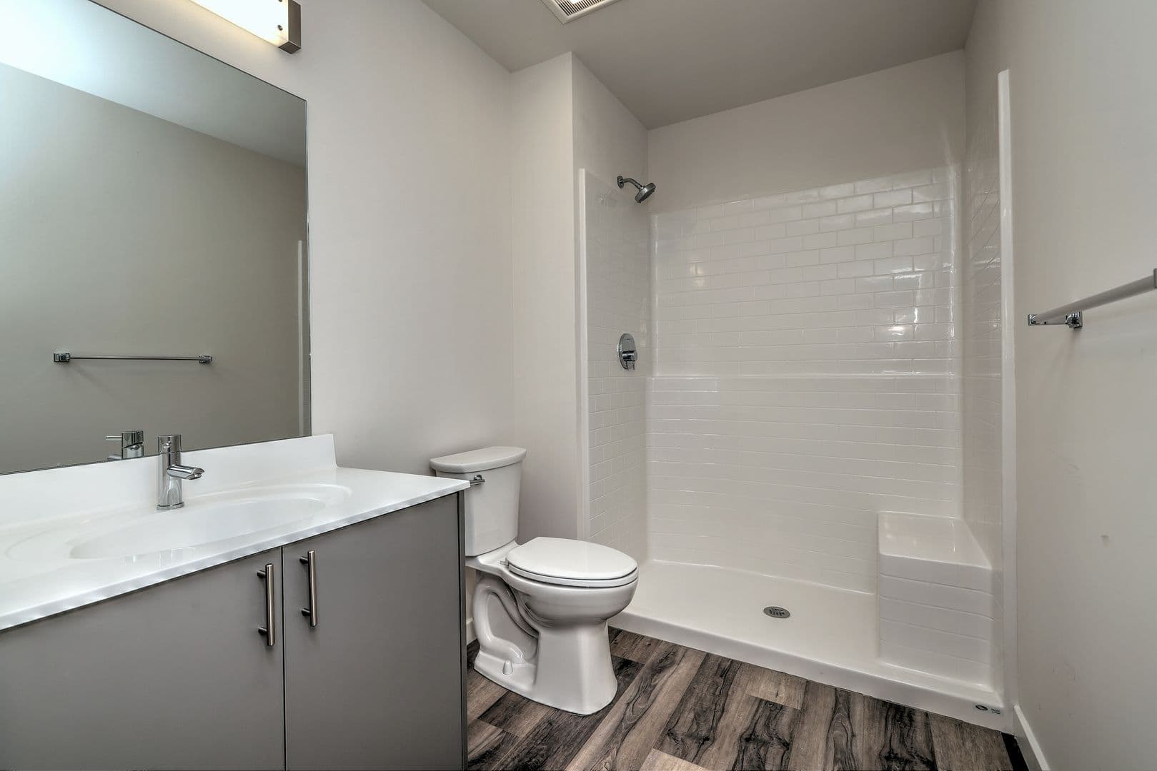 Shelton Apartment: 275 Coram Road