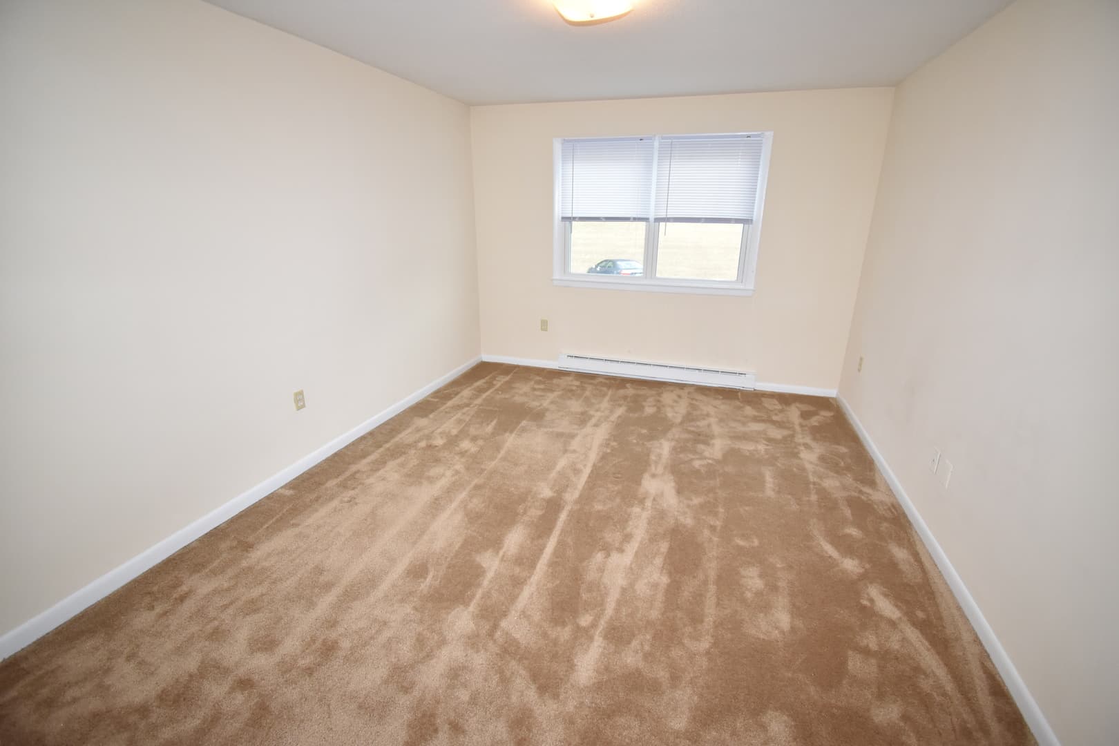 Seymour Apartment: 117 North Street