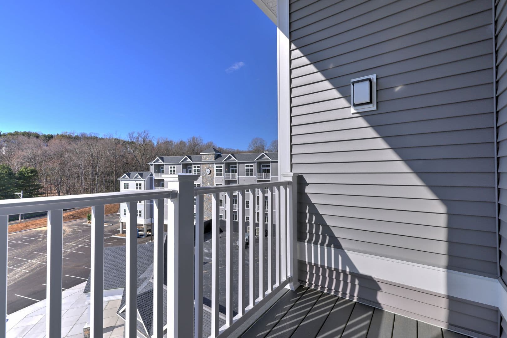 Shelton Apartment: 275 Coram Road