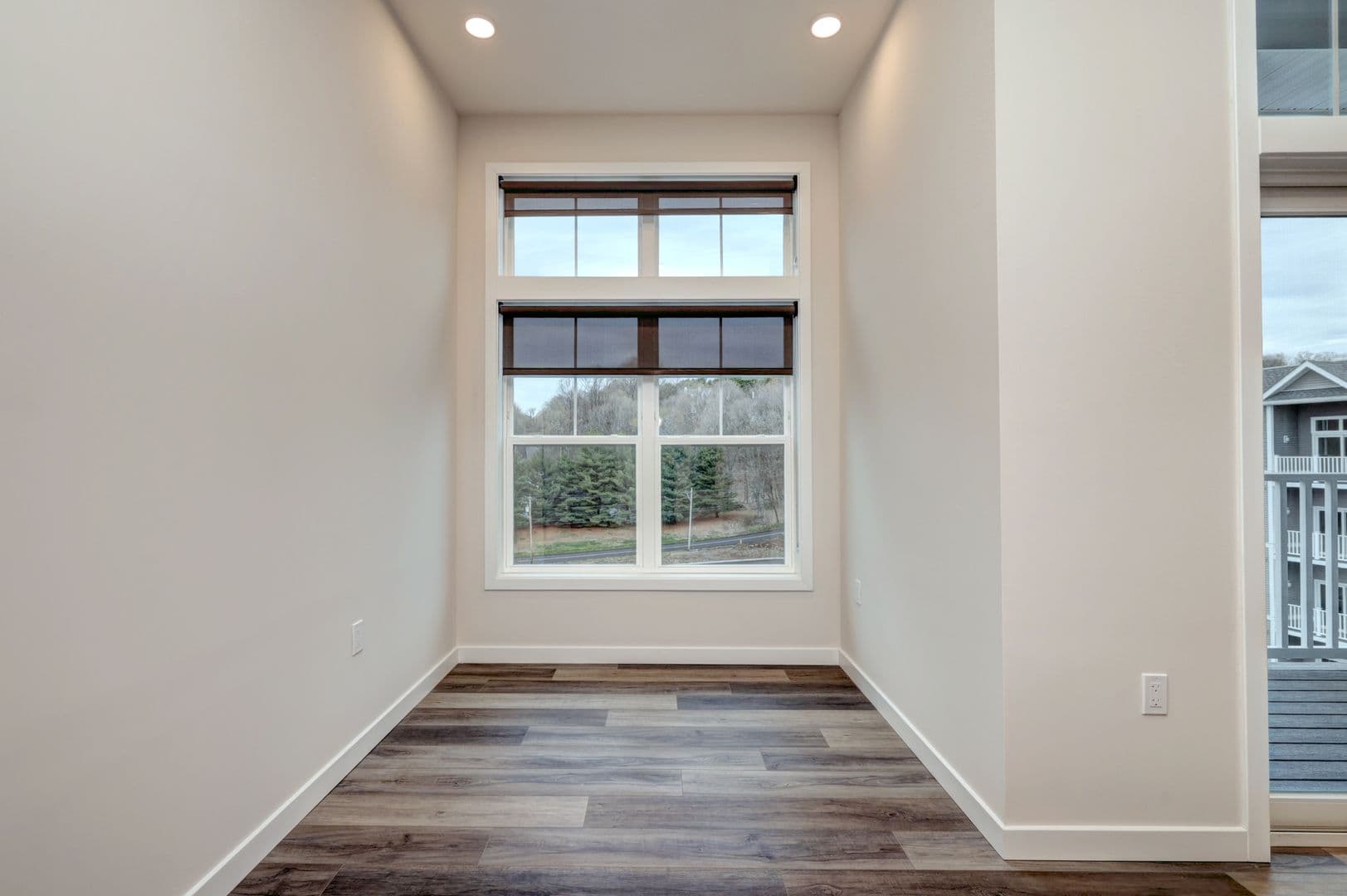 Shelton Apartment: 275 Coram Road