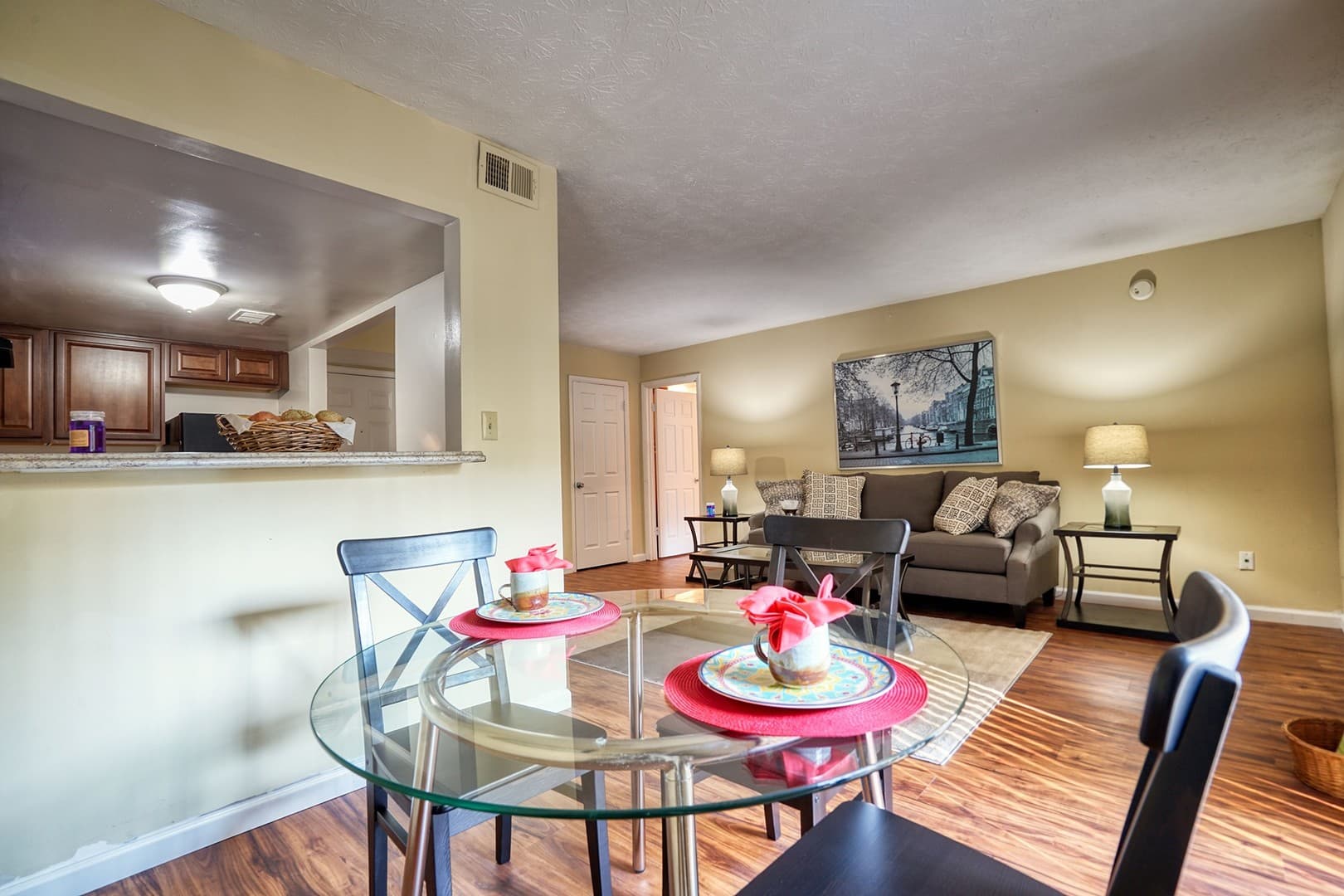 Avondale Estates Apartment: 280 Northern Ave - Ofc