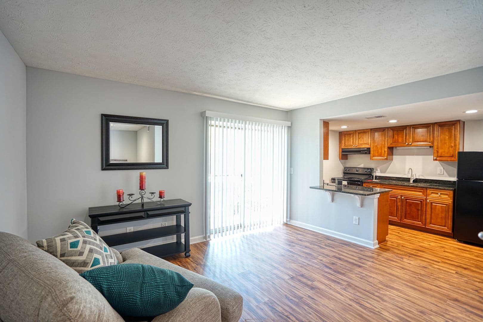 Avondale Estates Apartment: 280 Northern Ave - Ofc