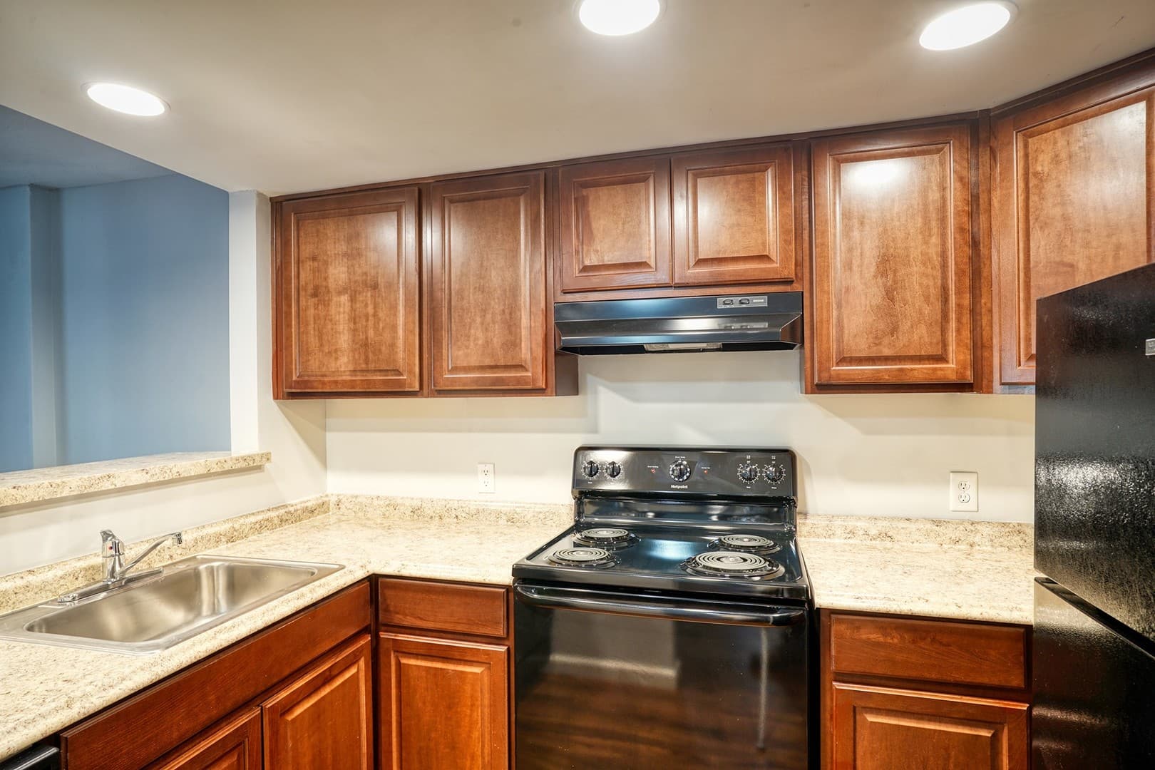 Avondale Estates Apartment: 280 Northern Ave - Ofc