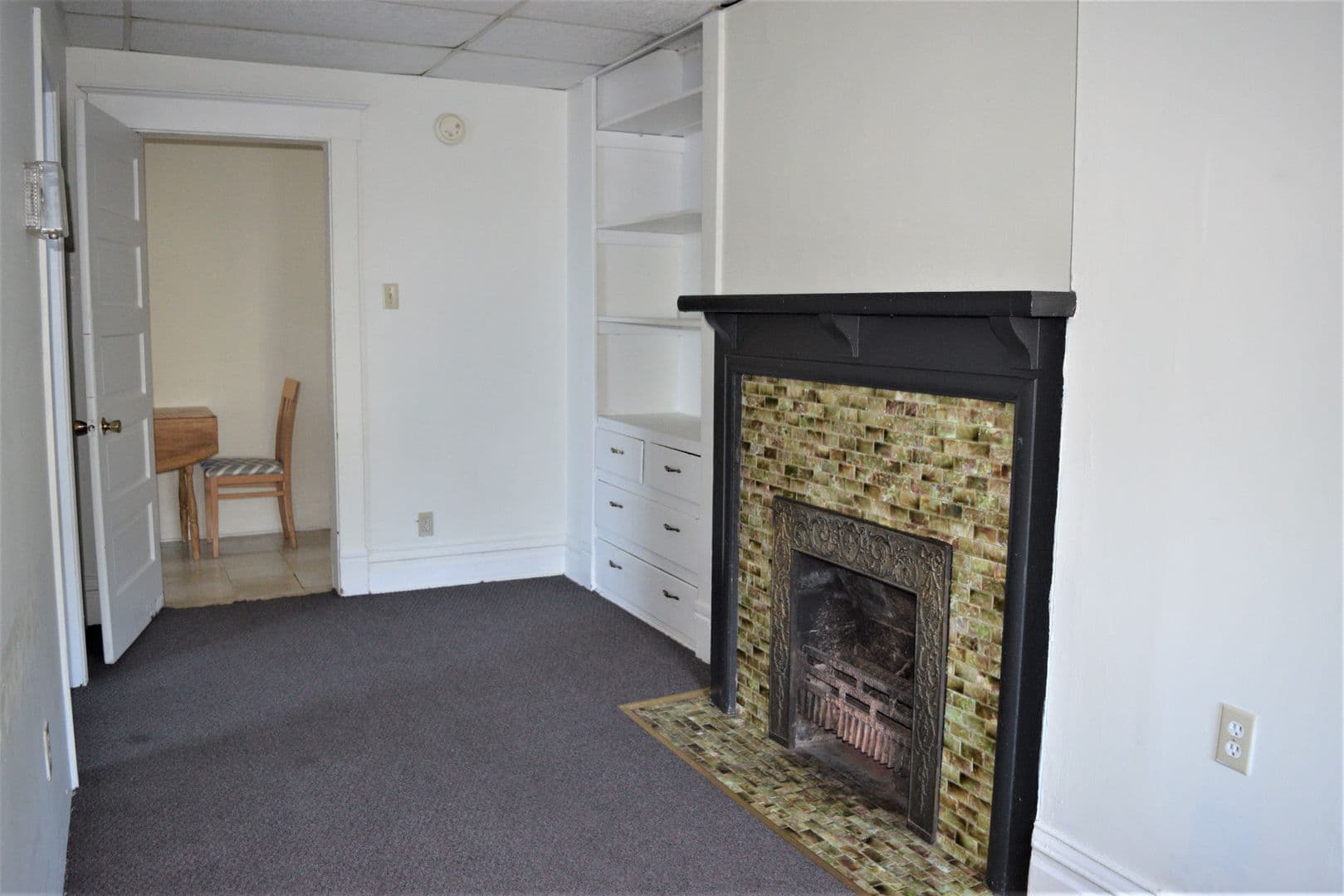 Indiana Apartment: 402 apt1-4 Water St