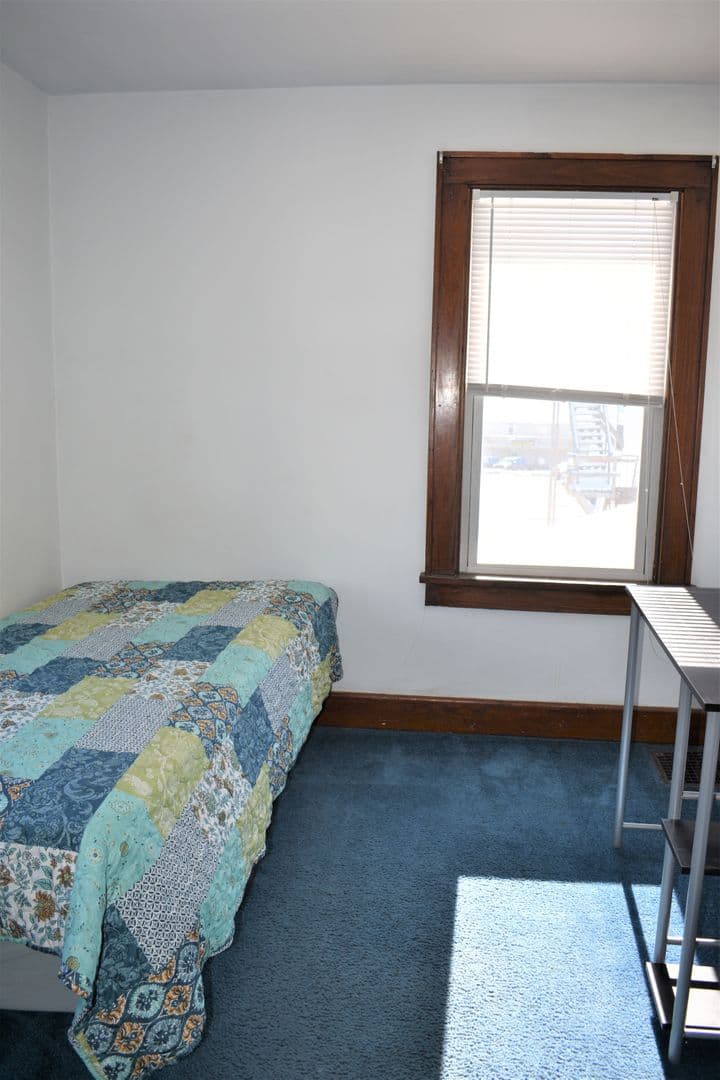 Indiana Apartment: 127 S. 8th St.