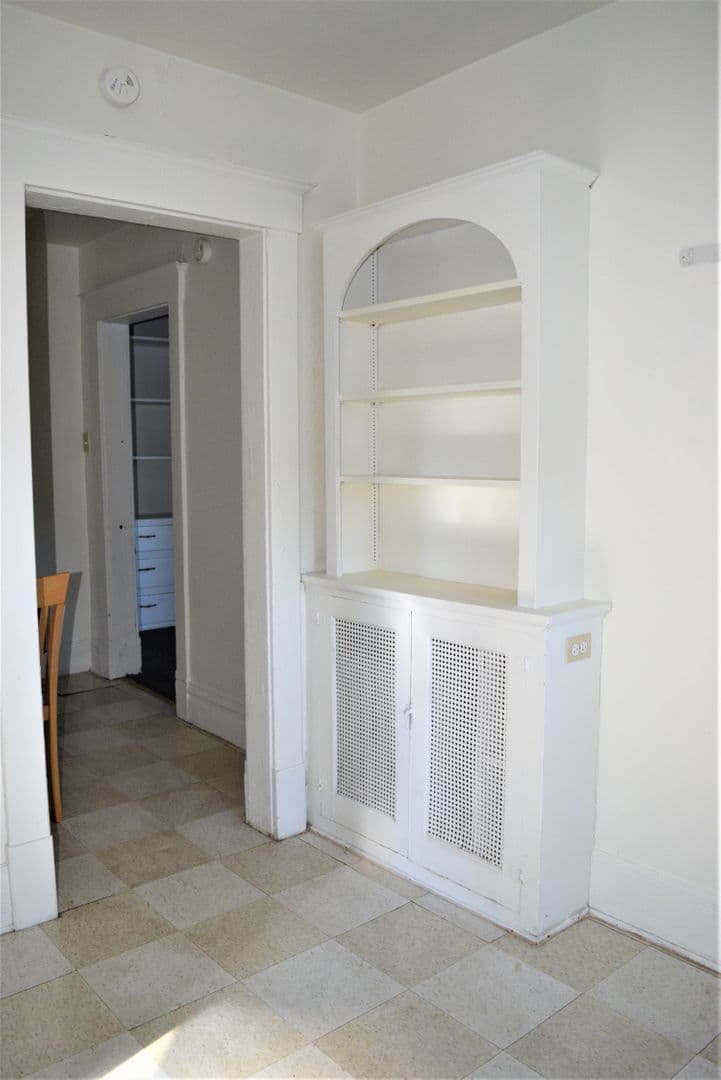 Indiana Apartment: 402 apt1-4 Water St