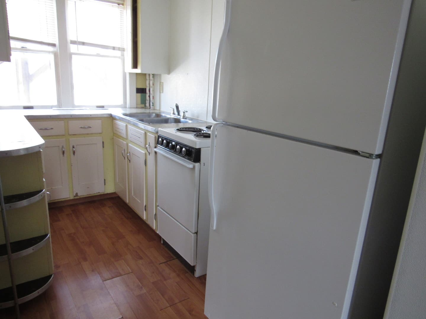 Indiana Apartment: 717 apt A-D School St.