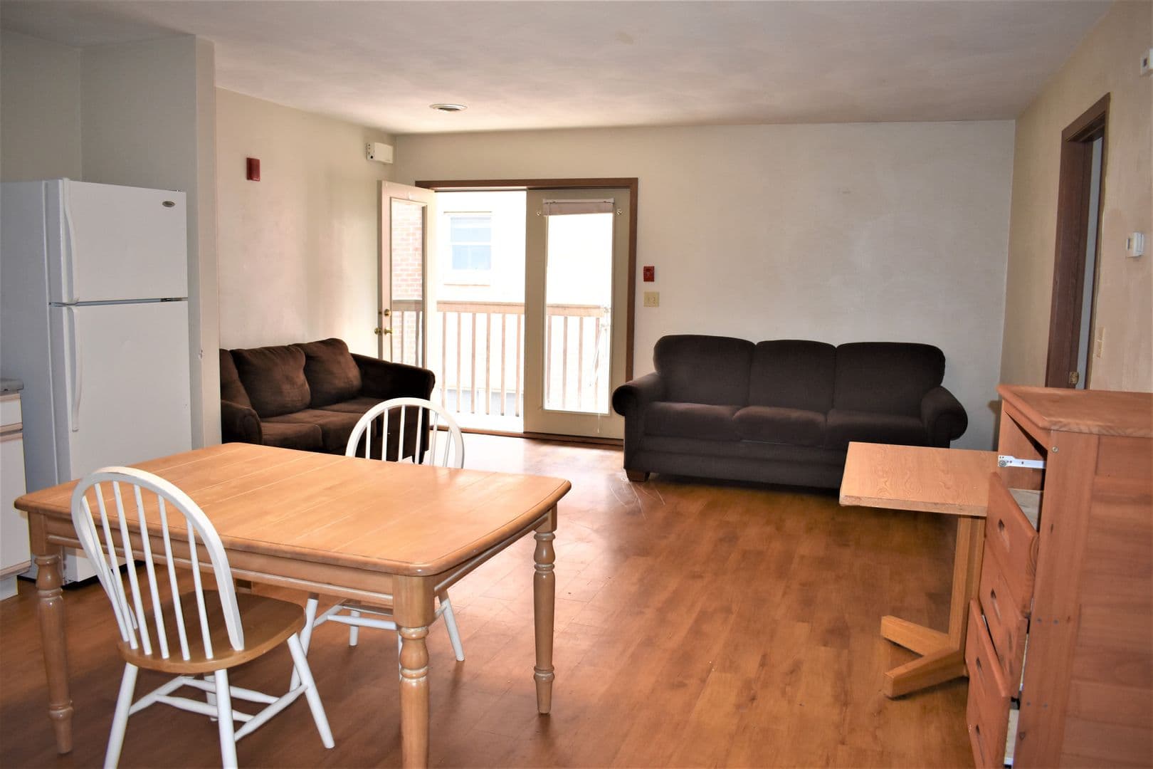 Indiana Apartment: 744 Locust St