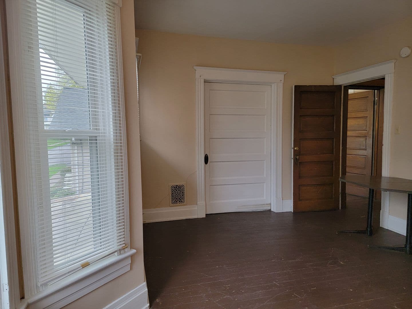 Indiana Apartment: 731-733 Wayne Ave
