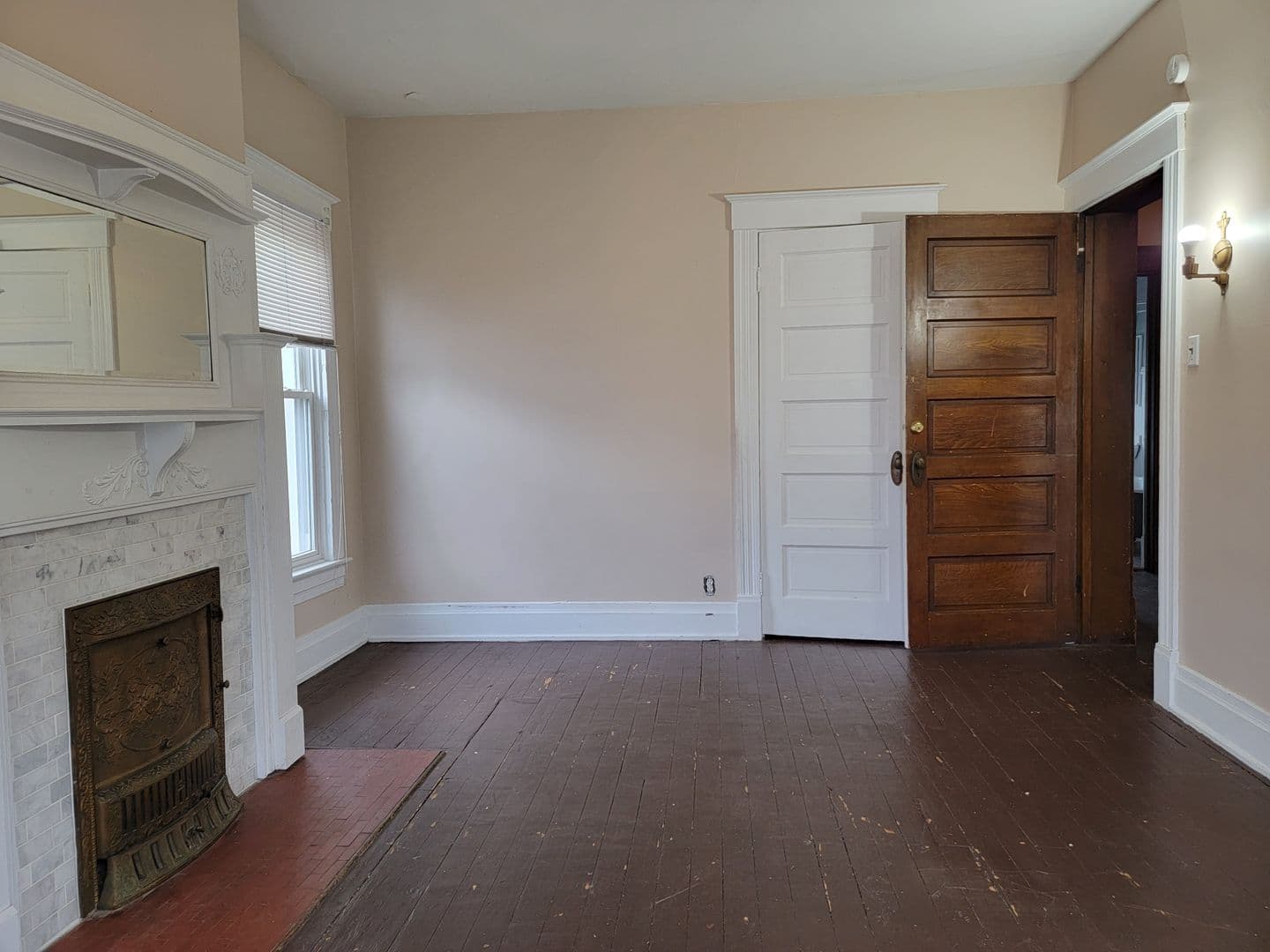 Indiana Apartment: 731-733 Wayne Ave