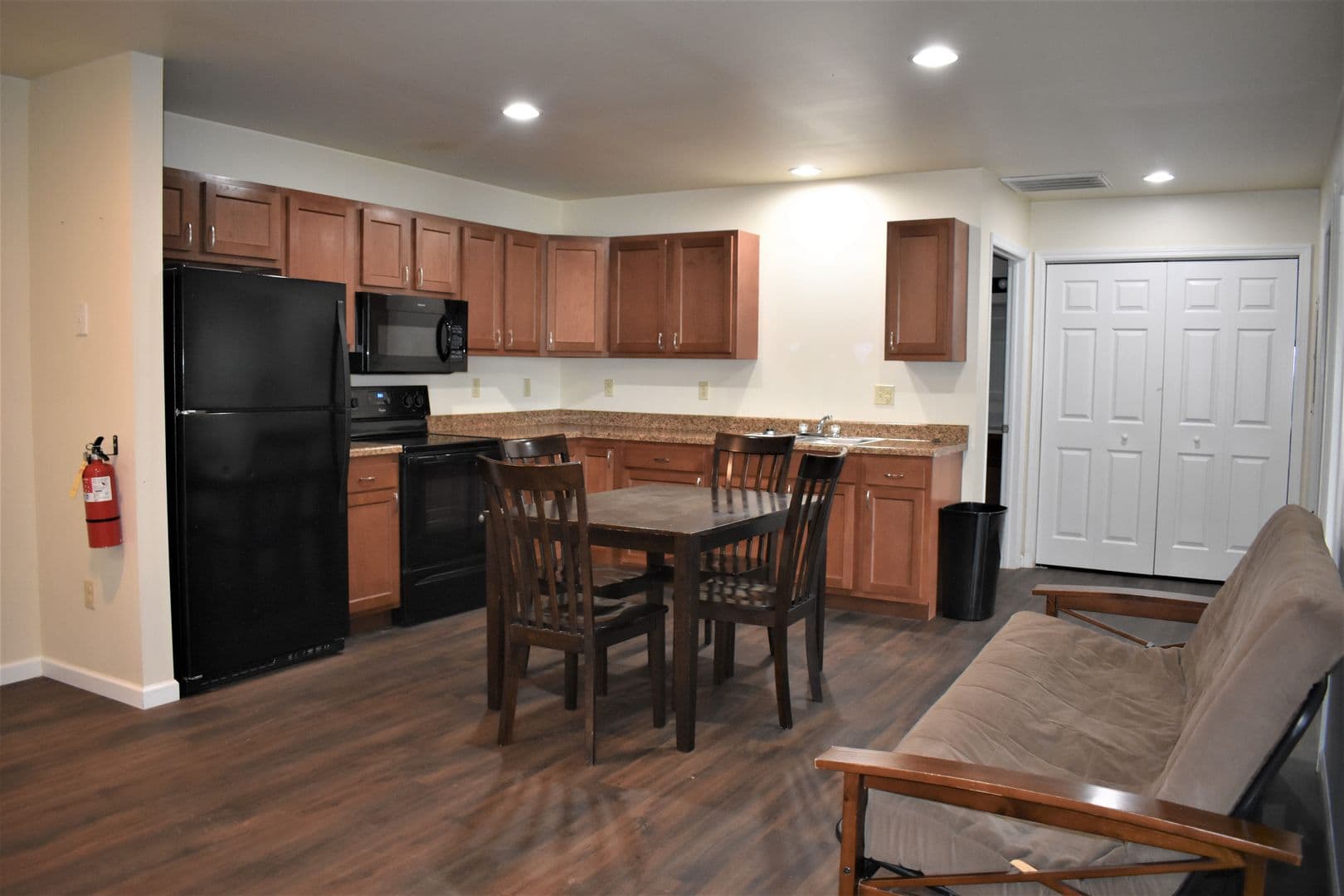 Indiana Apartment: 744 Locust St