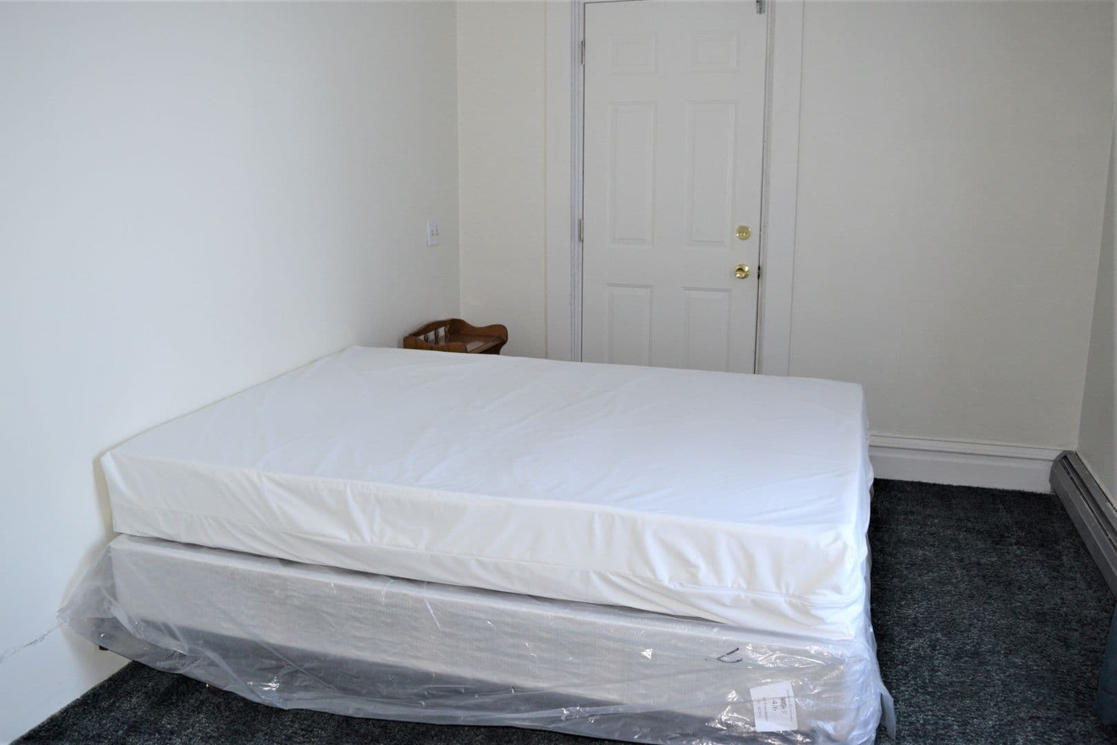 Indiana Apartment: 402 apt1-4 Water St