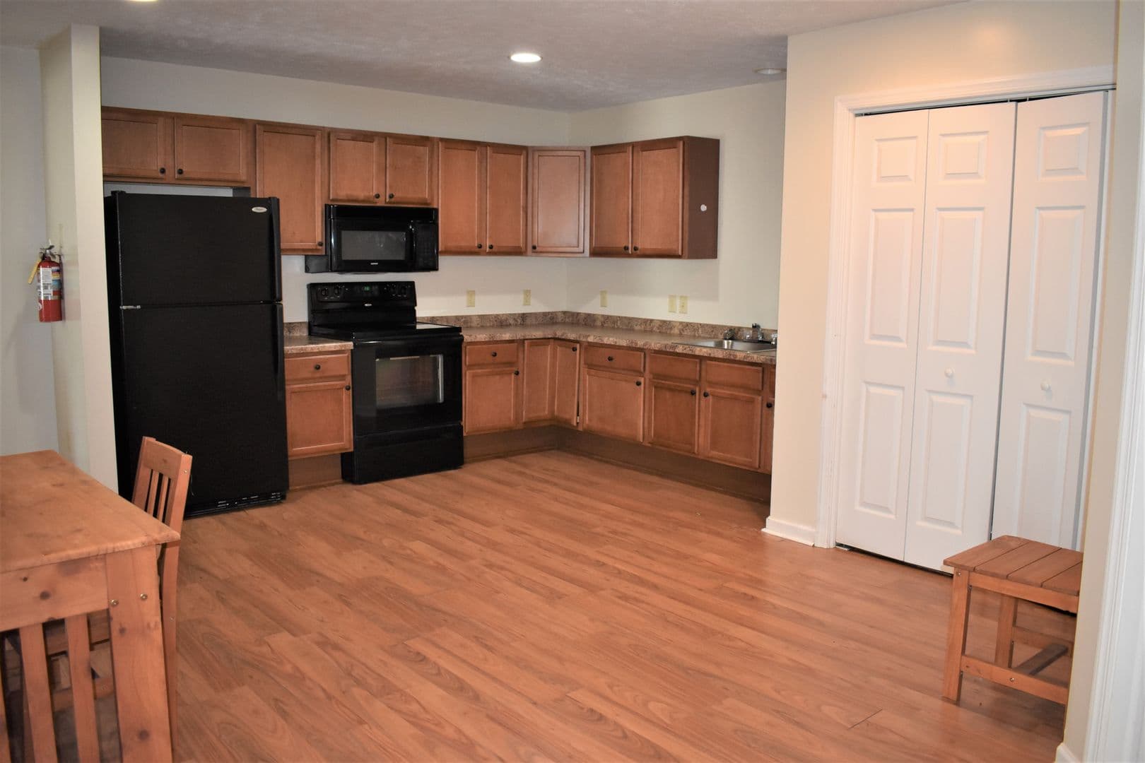 Indiana Apartment: 744 Locust St