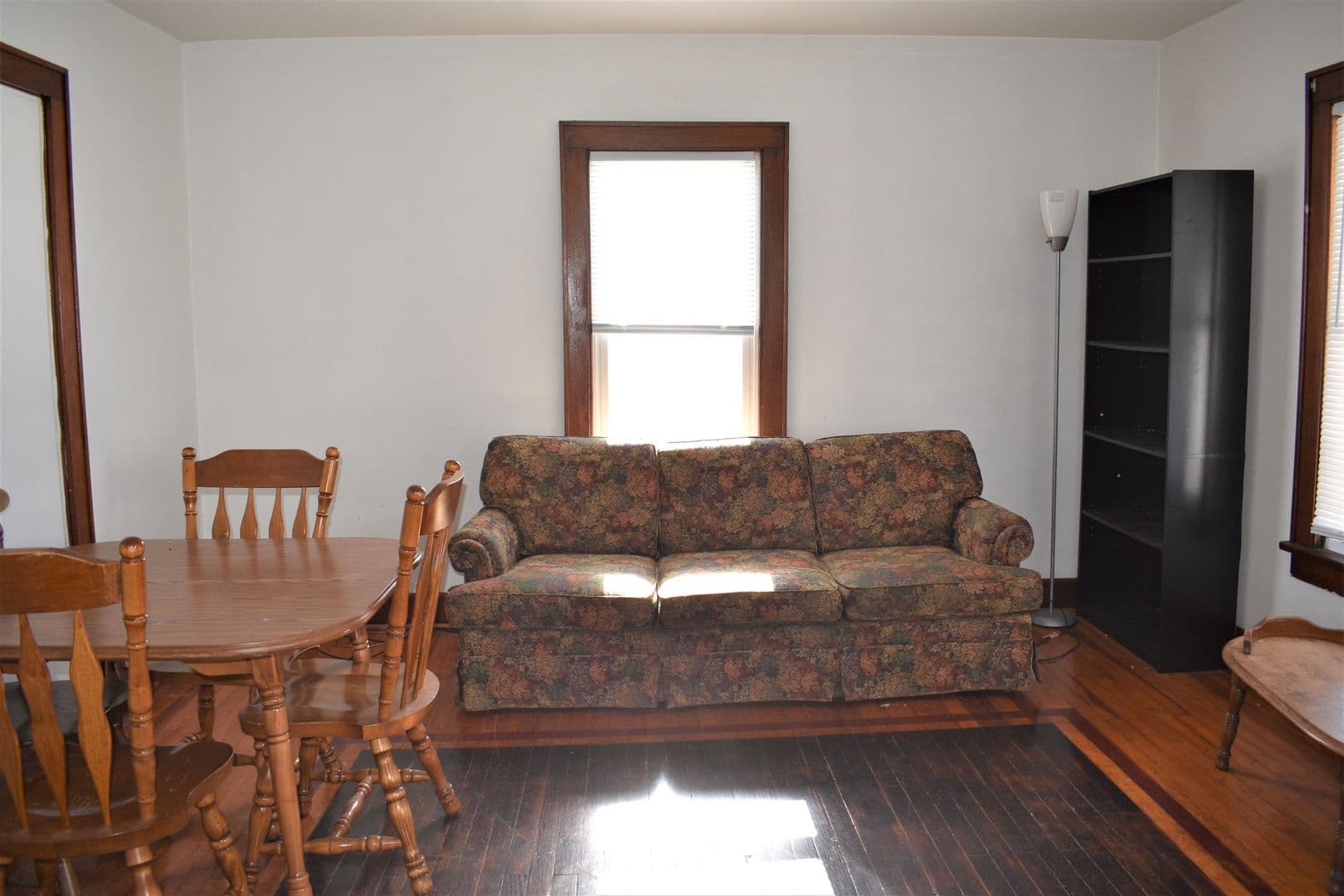 Indiana Apartment: 127 S. 8th St.