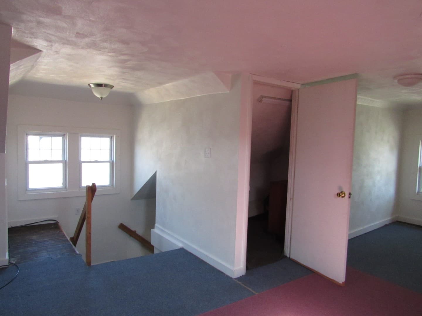 Indiana Apartment: 1148 School St