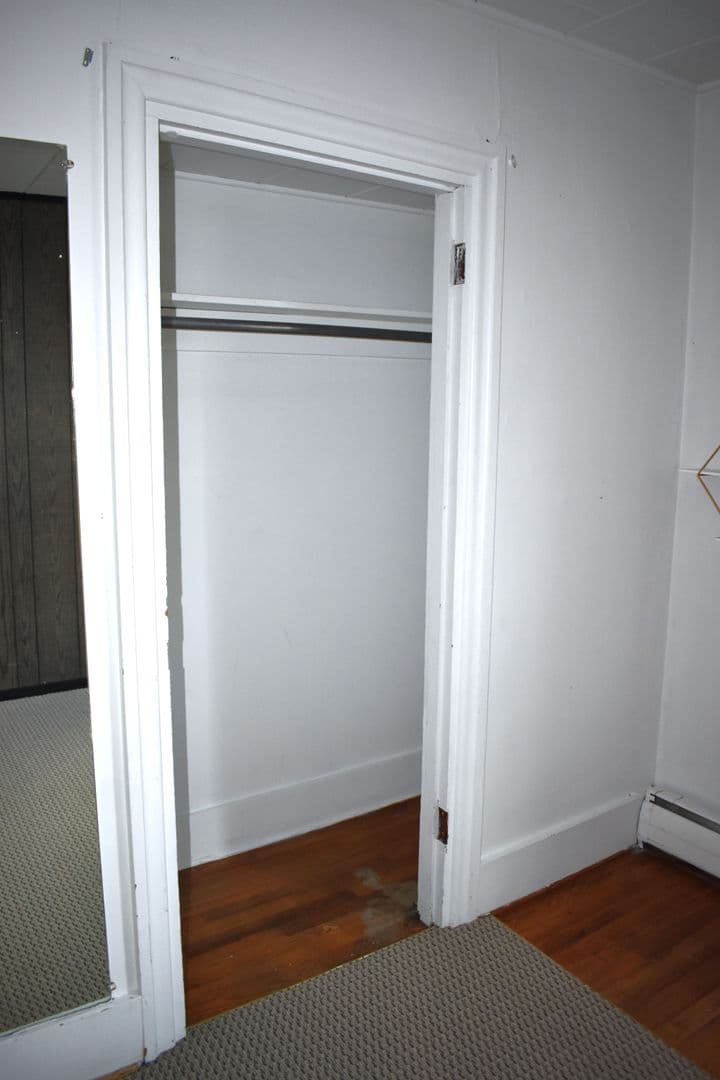 Indiana Apartment: 951 Church St