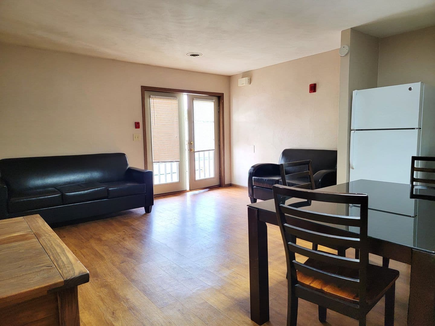 Indiana Apartment: 744 Locust St